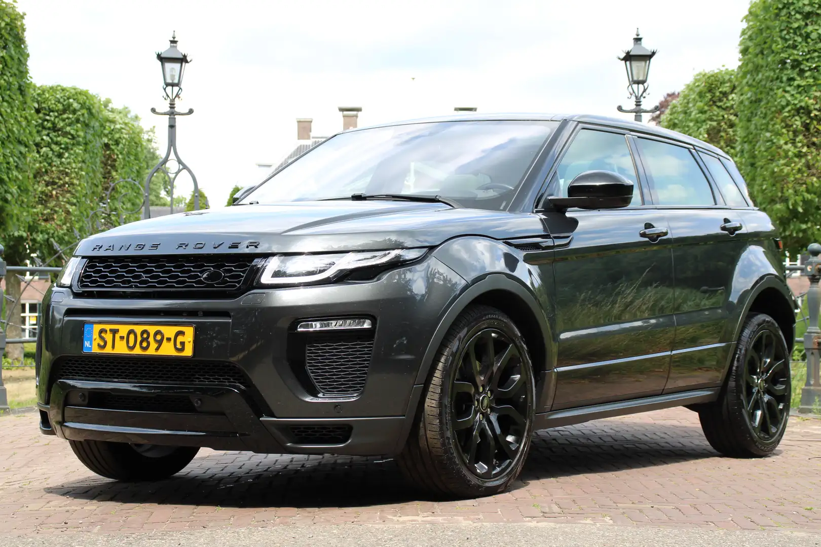 Land Rover Range Rover Evoque 2.0 Si4 HSE Dynamic | NL-AUTO | LED | LEDER | PANO Grijs - 1