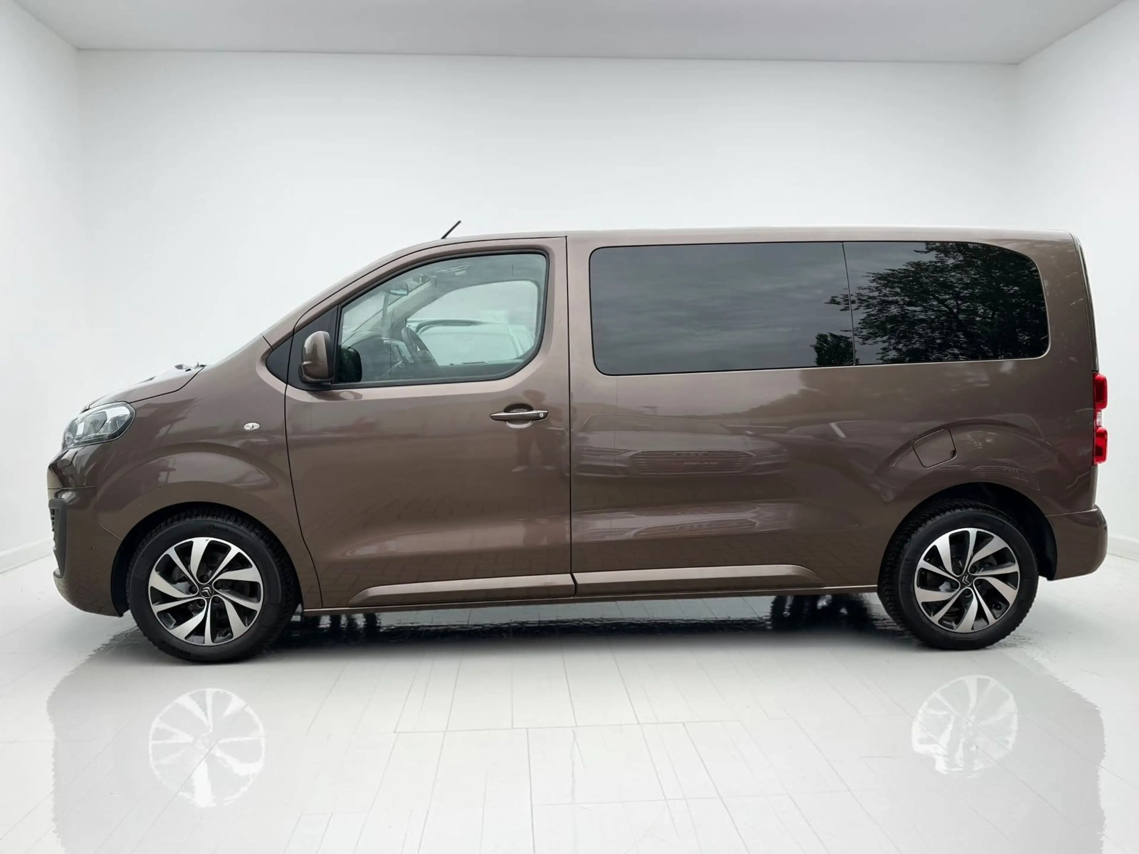 Citroen Spacetourer Feel M *HEADUP*ACC*CARPLAY*AHK*KLIMA — photo 12