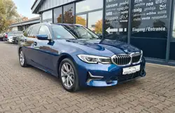 Bmw 320 d T Luxury Line ASSITS LASER 8 x ALU