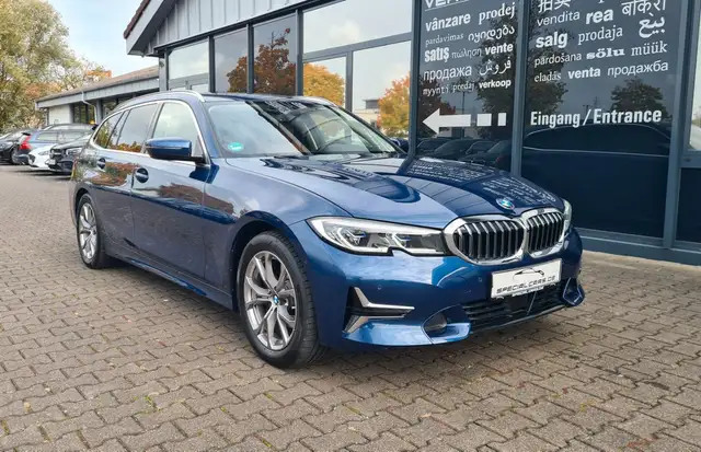 Bmw 320 d T Luxury Line ASSITS LASER 8 x ALU
