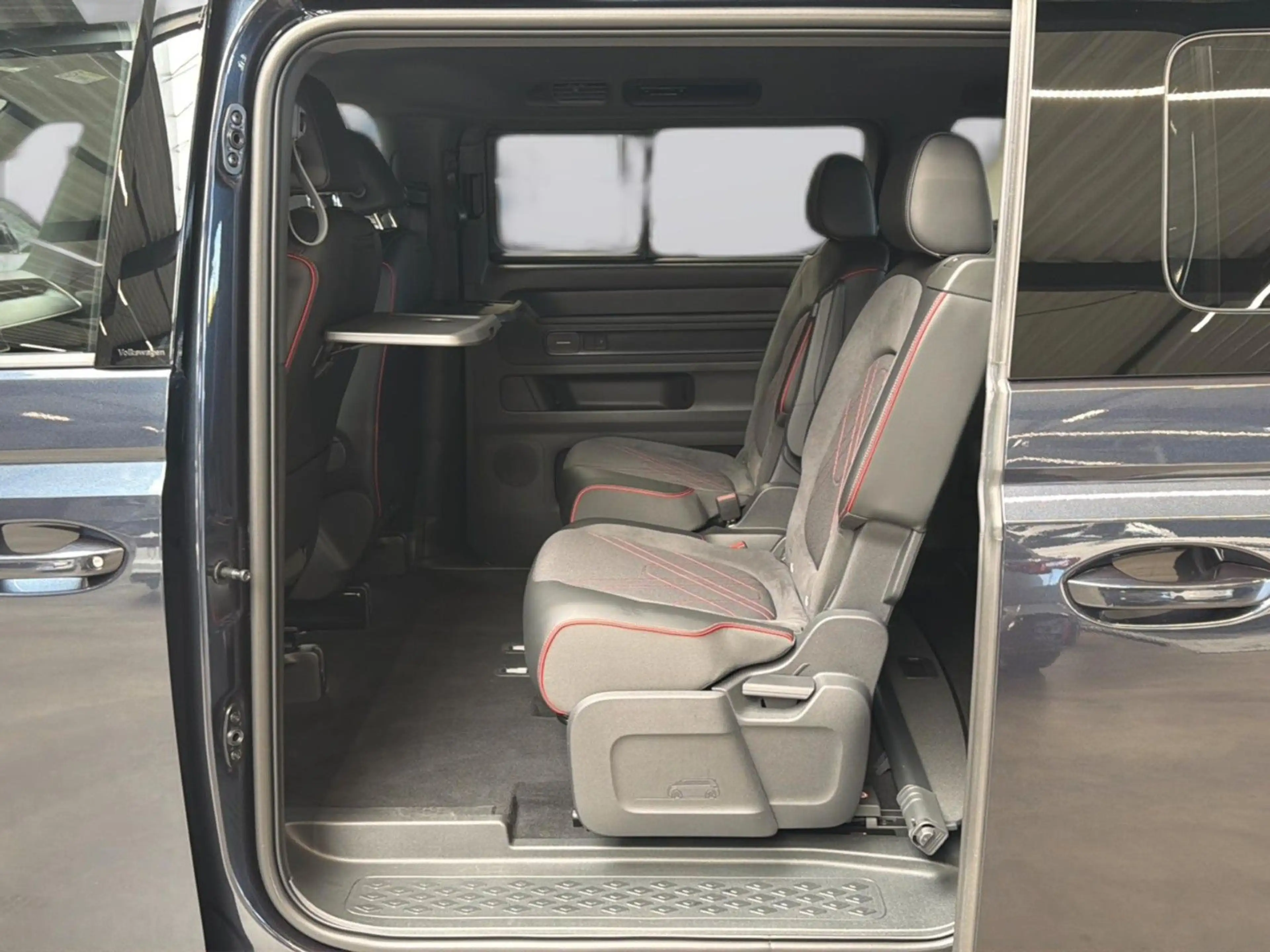 Volkswagen ID. Buzz Bus 250 kW 4M LR GTX ACC AHK 360° H&K — photo 9