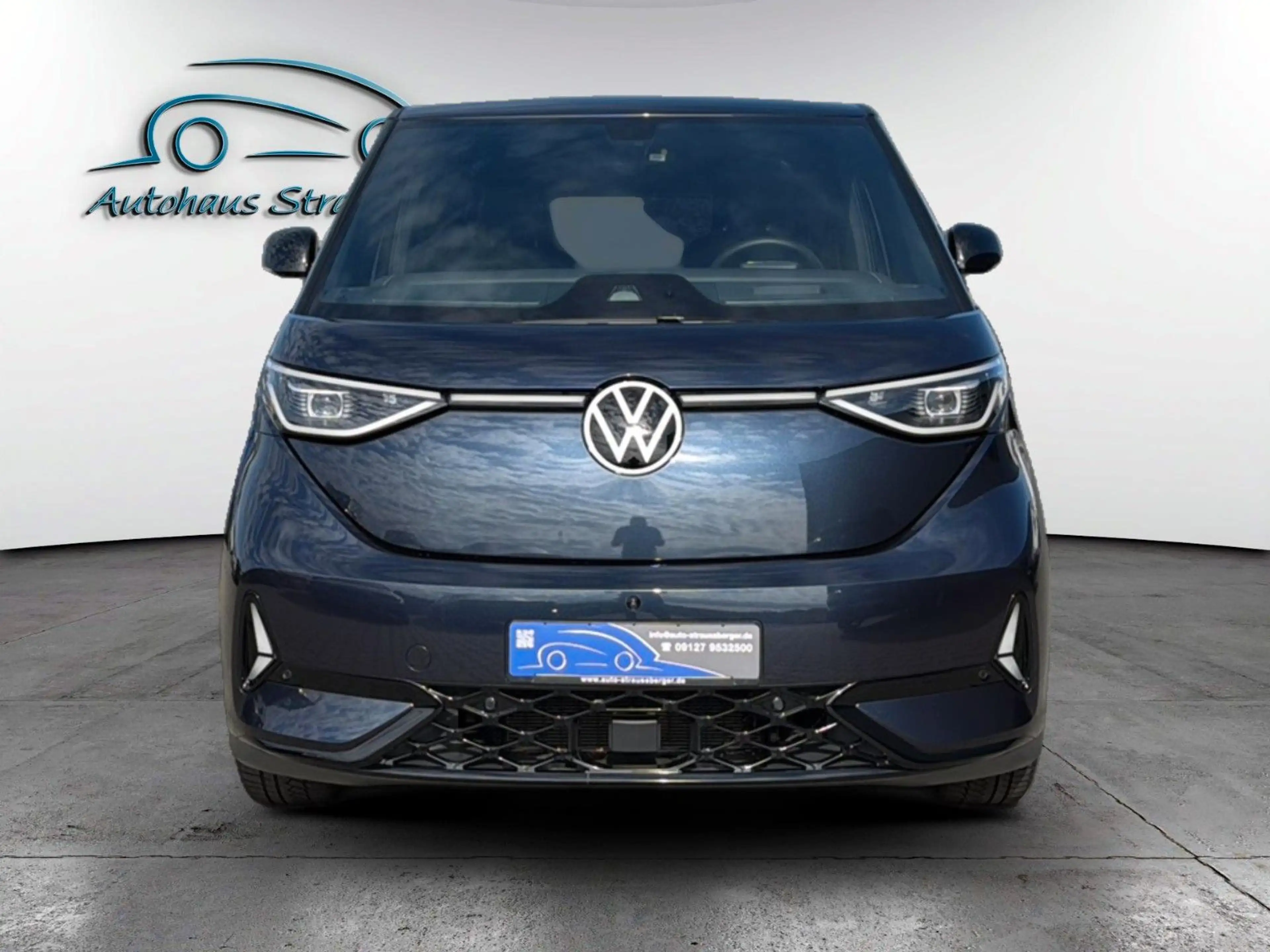 Volkswagen ID. Buzz Bus 250 kW 4M LR GTX ACC AHK 360° H&K — photo 7
