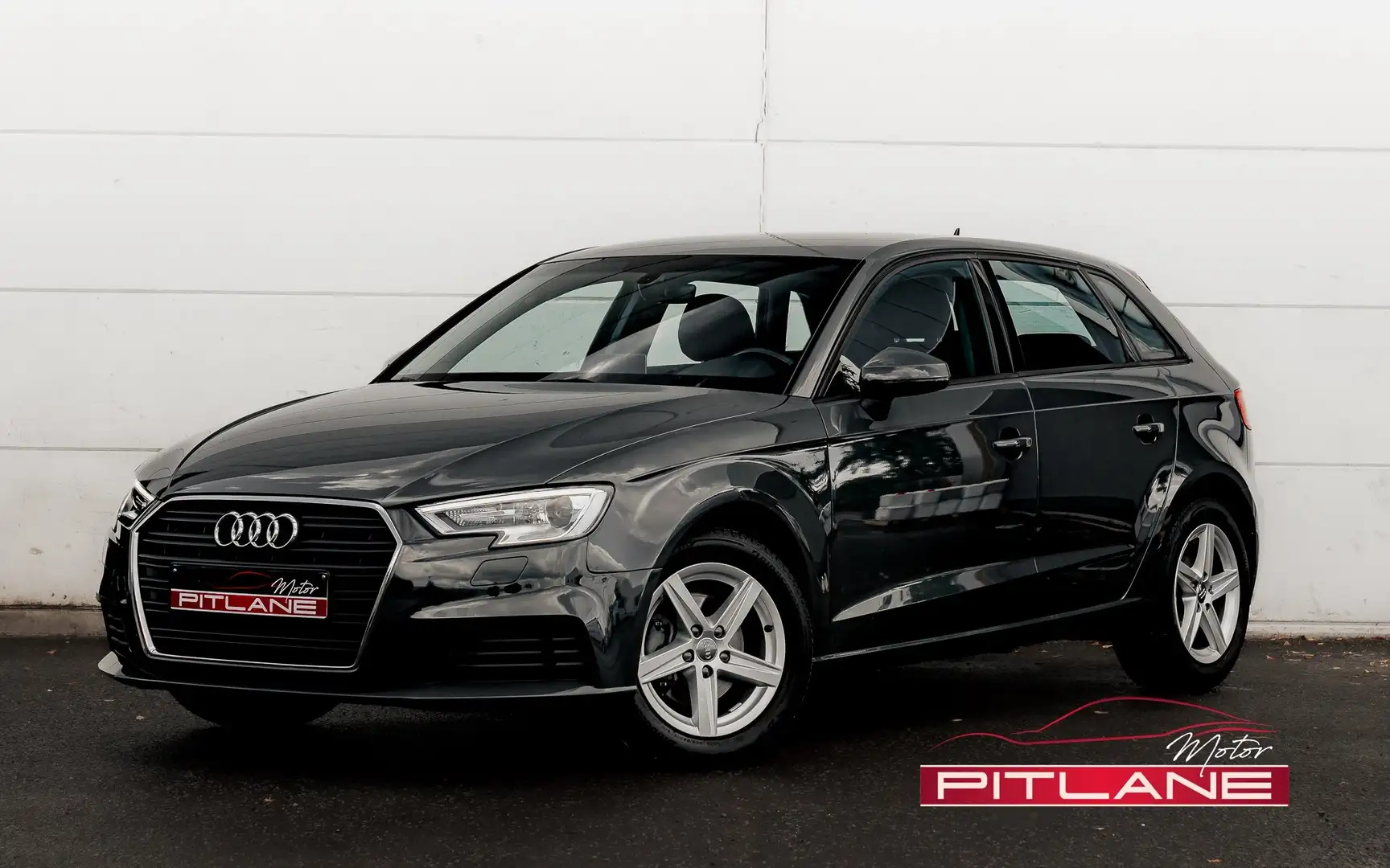 Audi A3 Sportback 30 TDi Nano Grey / Audi Connect / Xenon Grijs - 1