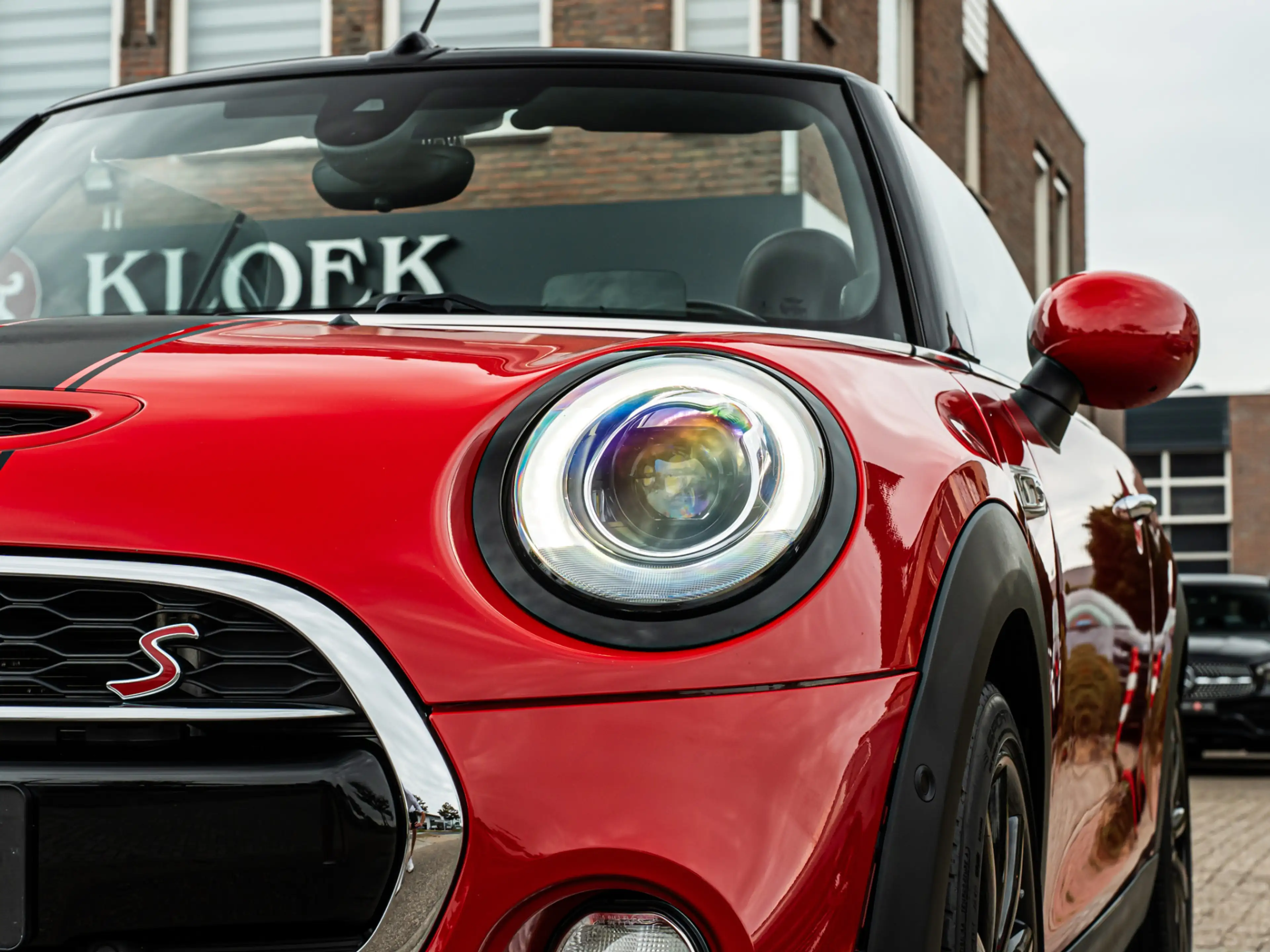 MINI Cooper S Cabrio 2.0 Chili Serious Business ORG NL HARMAN KARDON CA — photo 9