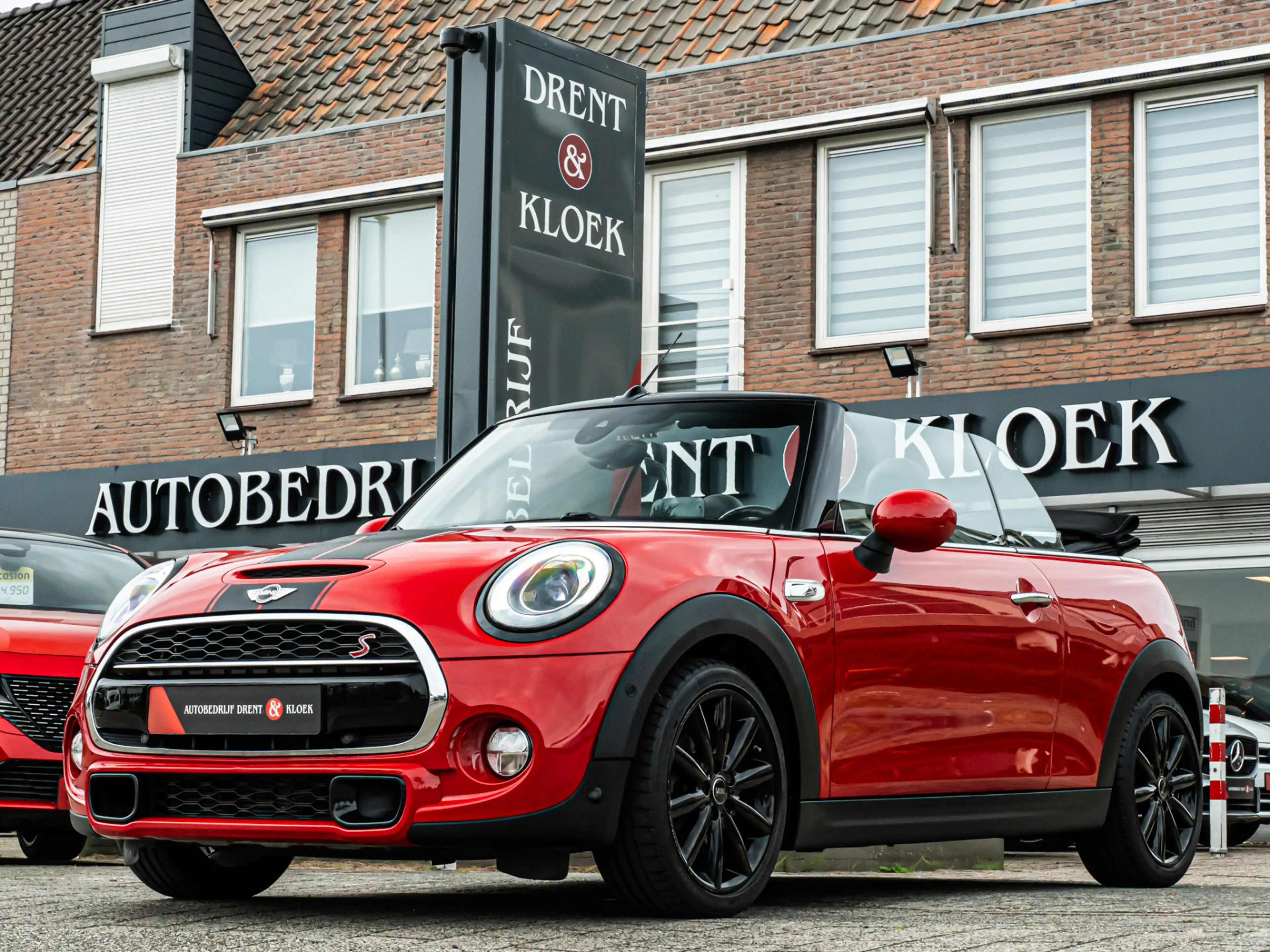 MINI Cooper S Cabrio 2.0 Chili Serious Business ORG NL HARMAN KARDON CA