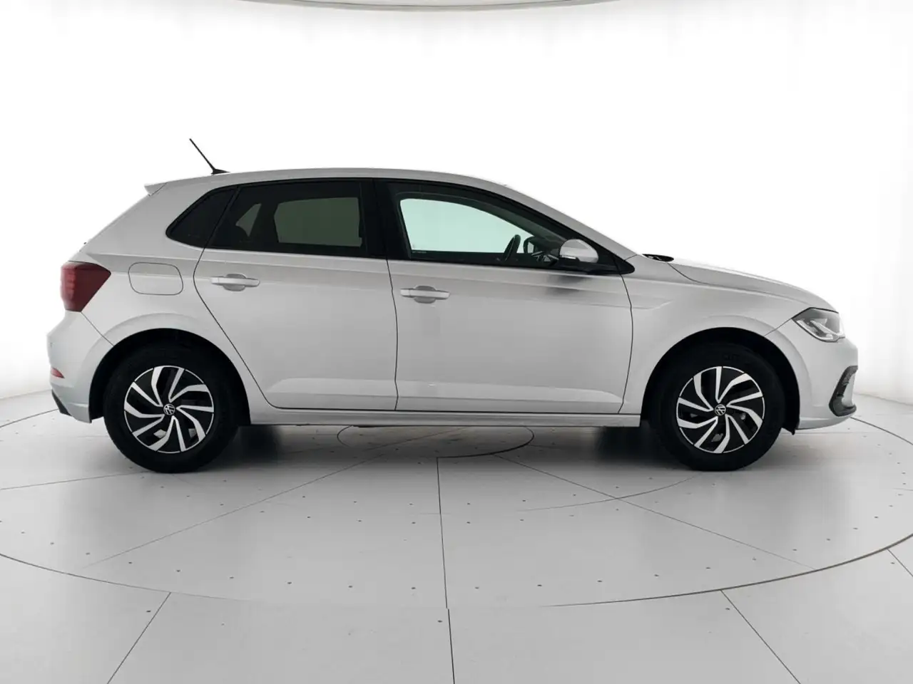 Volkswagen Polo 1.0 evo life 80cv 4