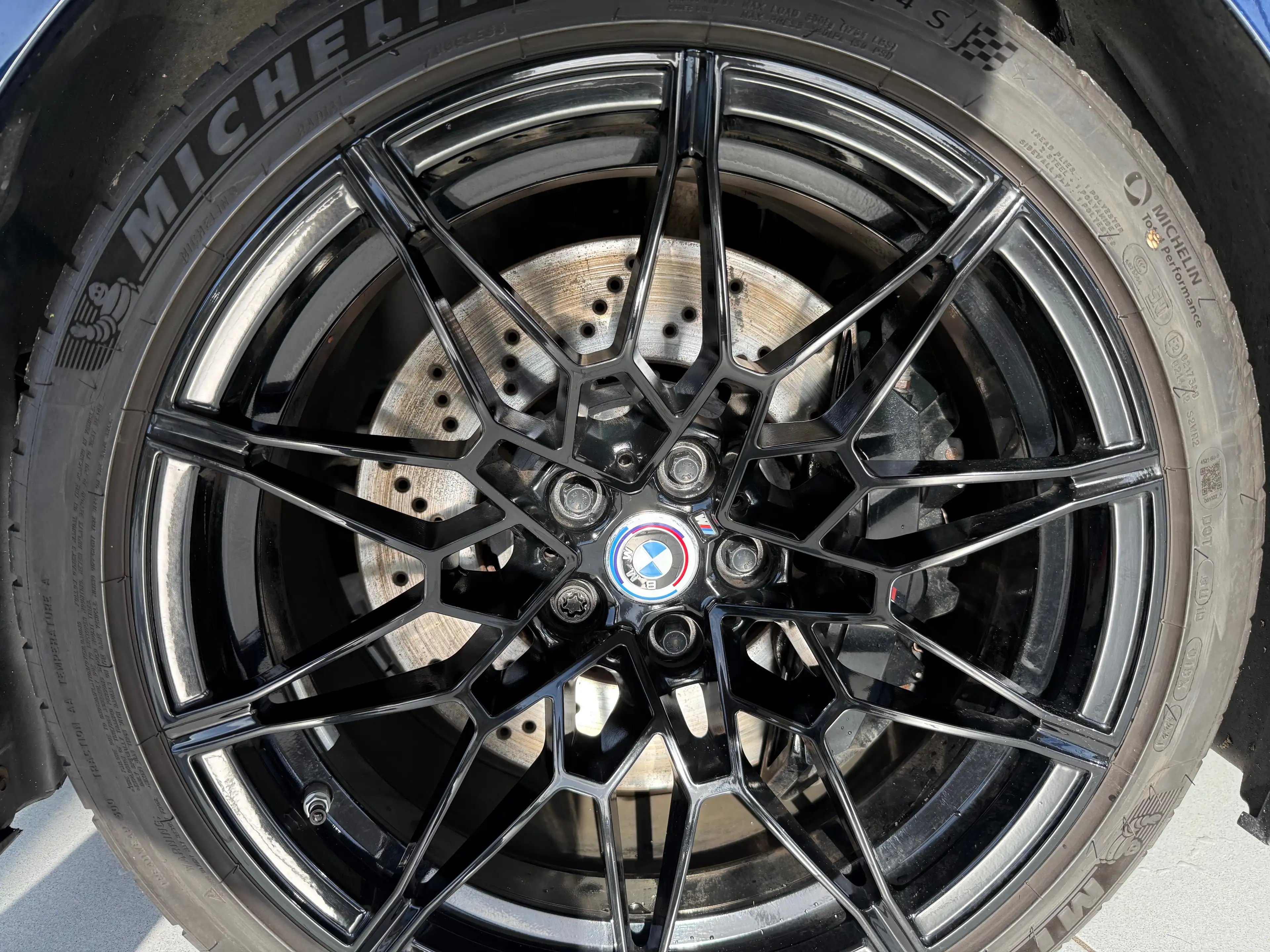 BMW M4 Competition — photo 16
