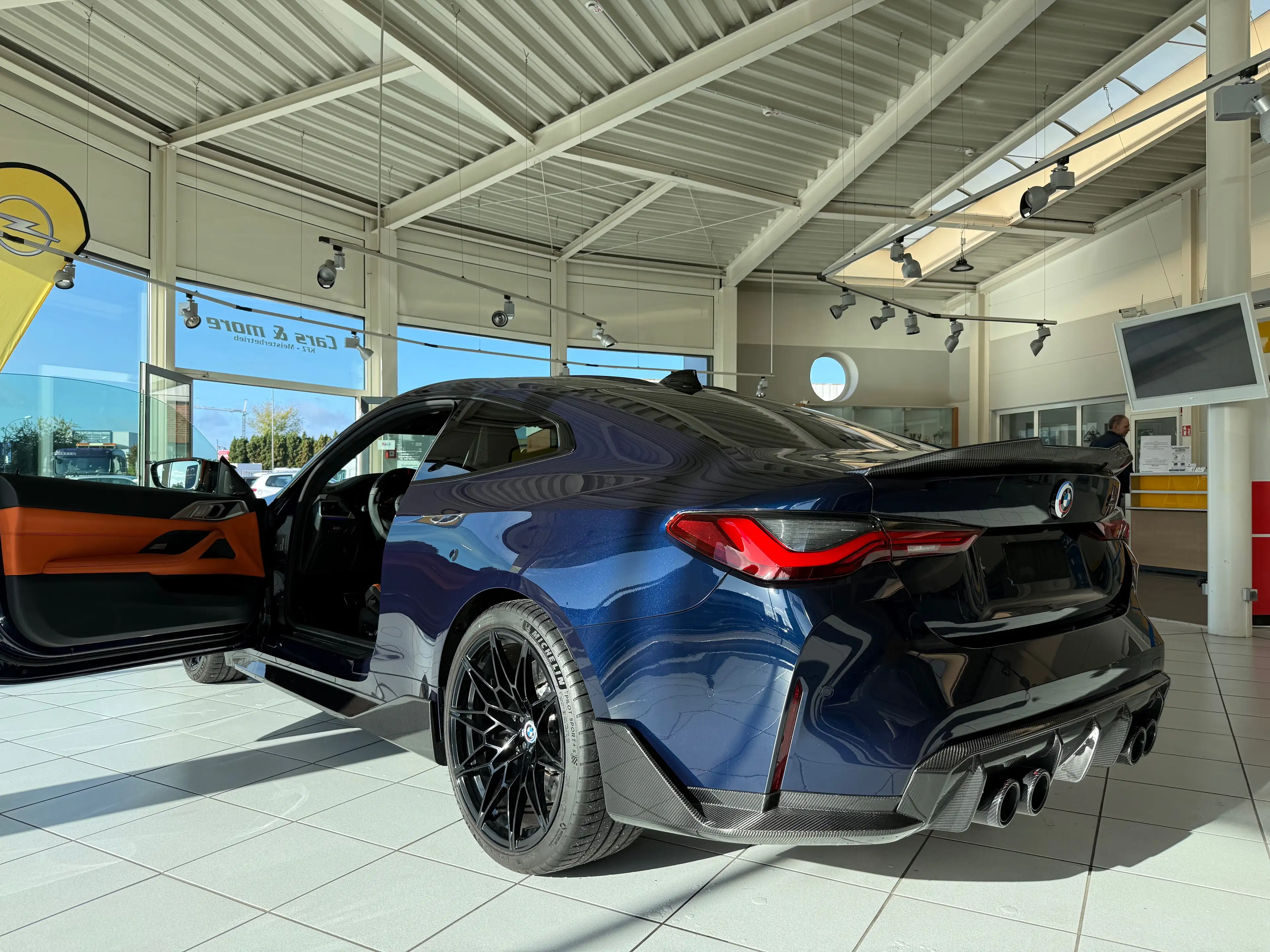 BMW M4 Competition — photo 5