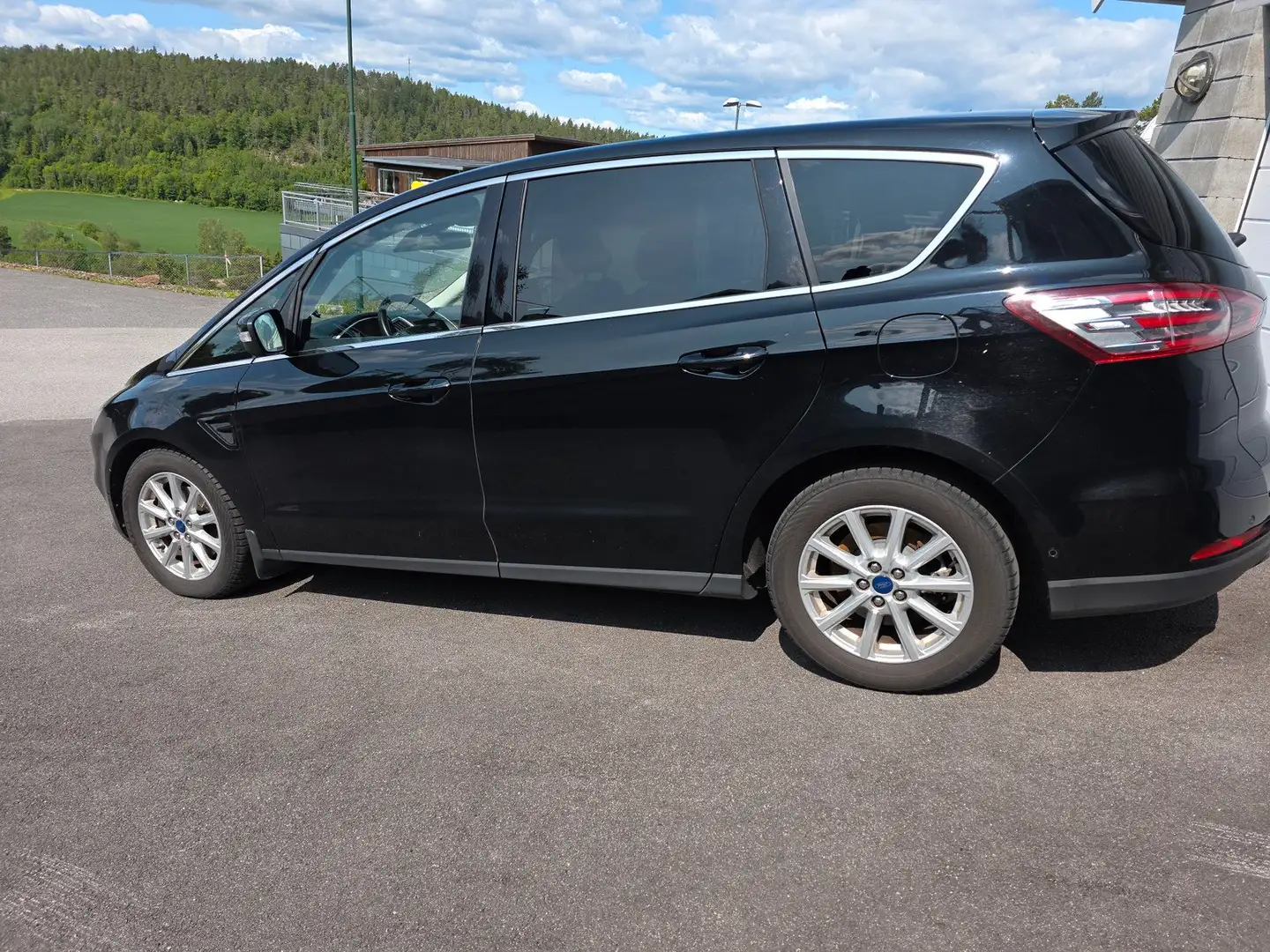 Ford S-Max S-Max 2.0 TDCi Aut. Titanium 7 S Schwarz - 2