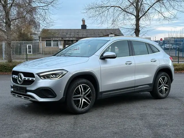 Mercedes-Benz GLA 220 GLA 220 d (247.714)