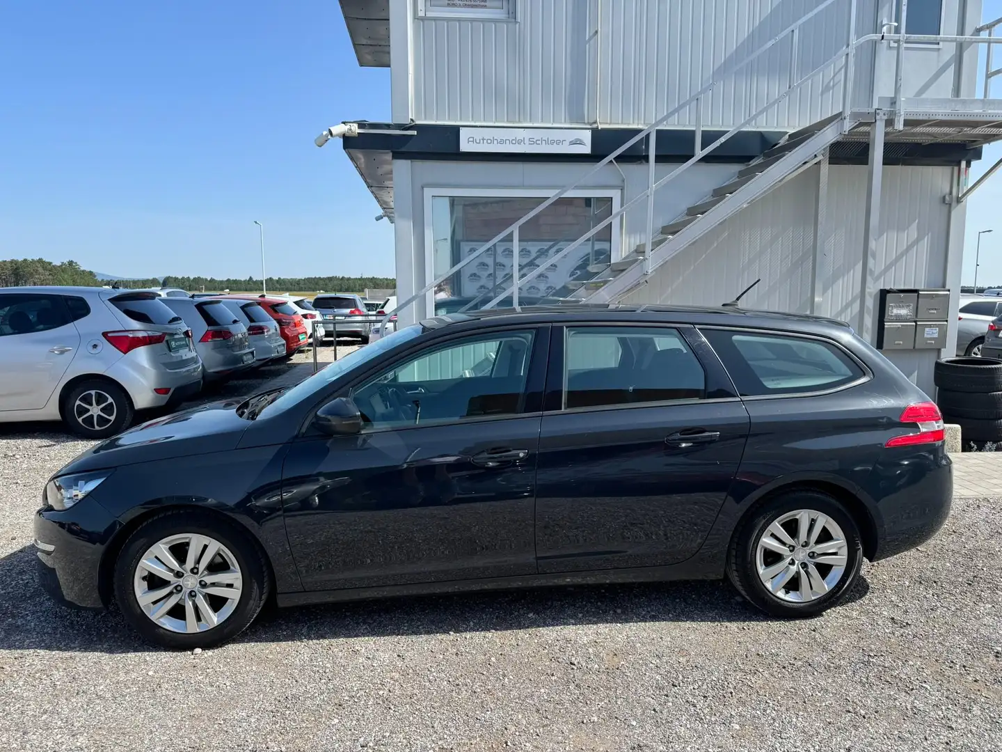Peugeot 308 SW 1,6 BHDI Active 117 170 km Grau - 2