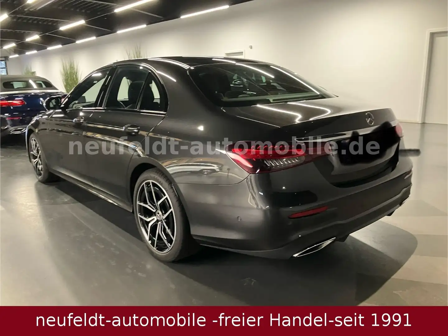 Mercedes-Benz E 400 d 4Matic AMG LINE HUD PANO Verde - 2