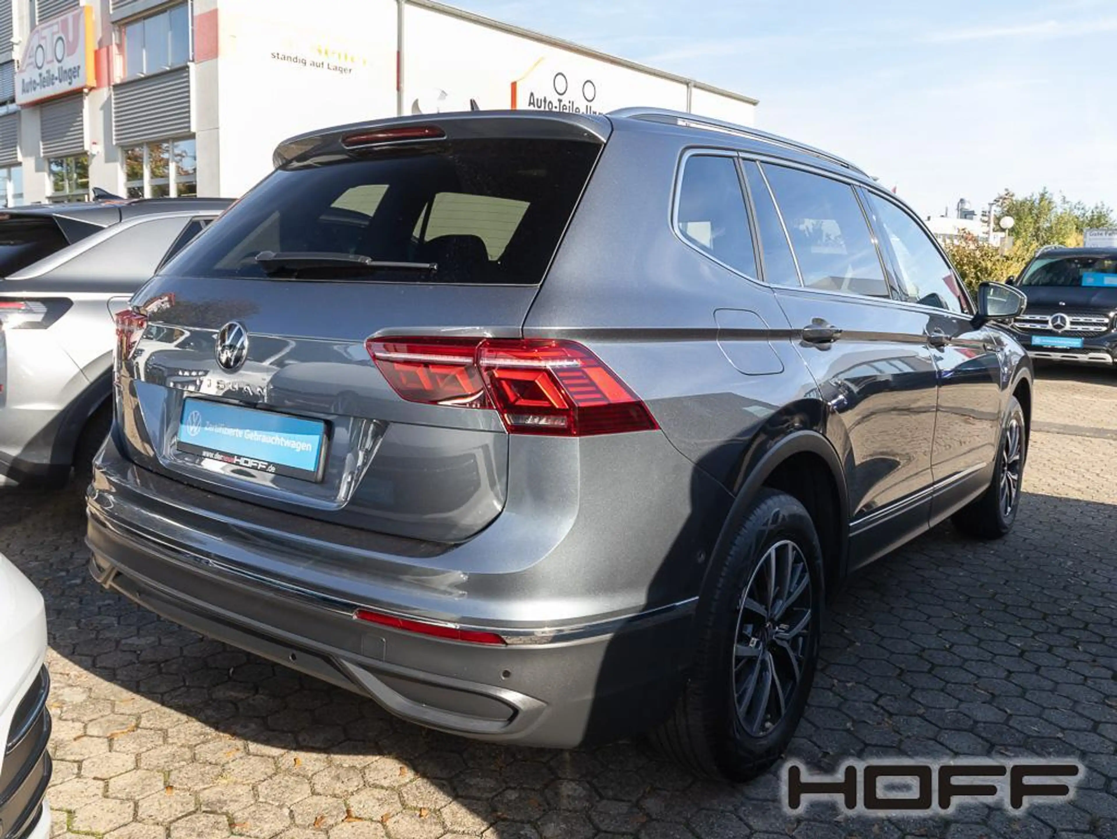 Volkswagen Tiguan Allspace 2.0 TDI DSG Life LED Pano AHK Navi 360°Kamera H&K — photo 2