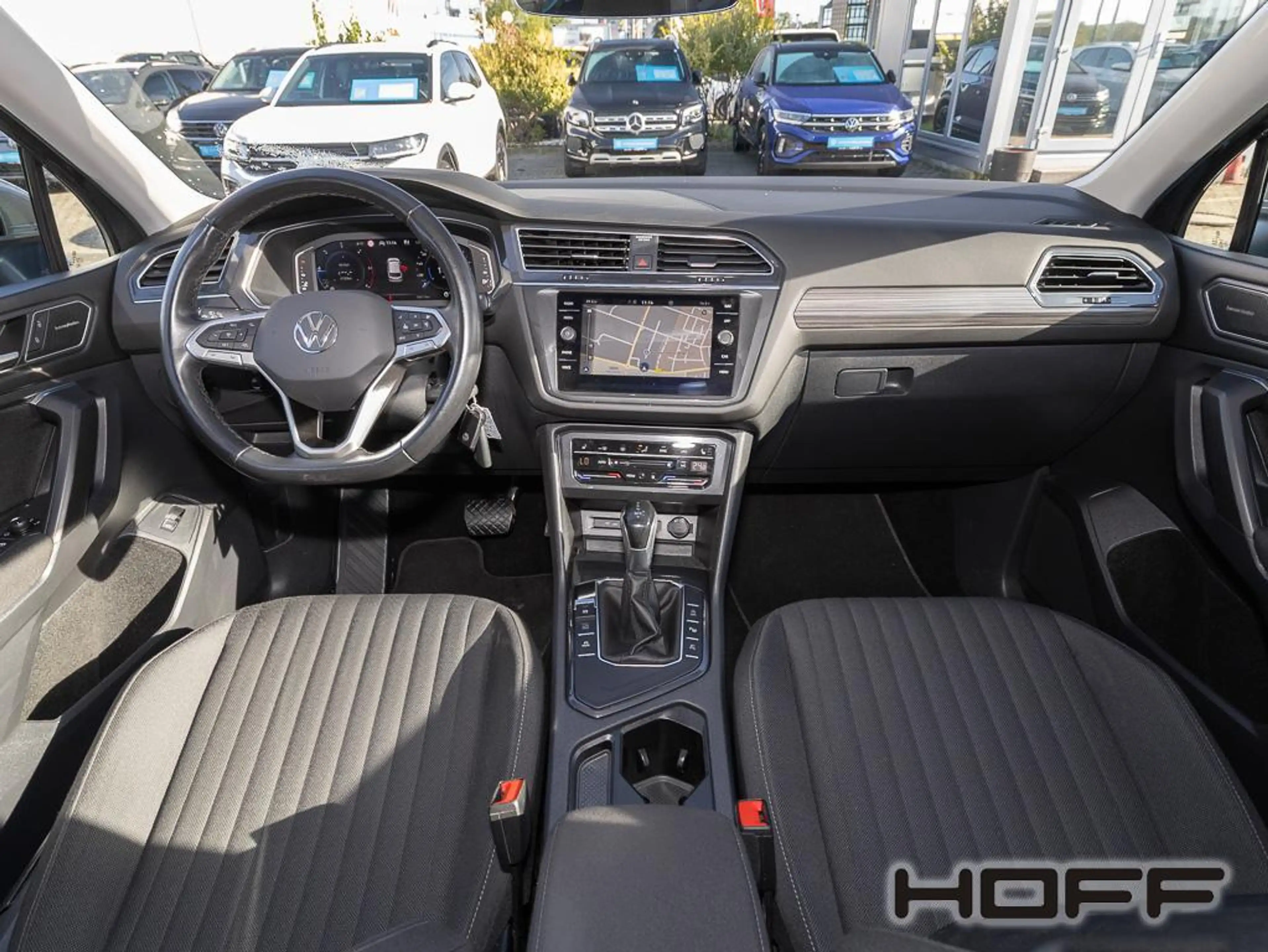 Volkswagen Tiguan Allspace 2.0 TDI DSG Life LED Pano AHK Navi 360°Kamera H&K — photo 10
