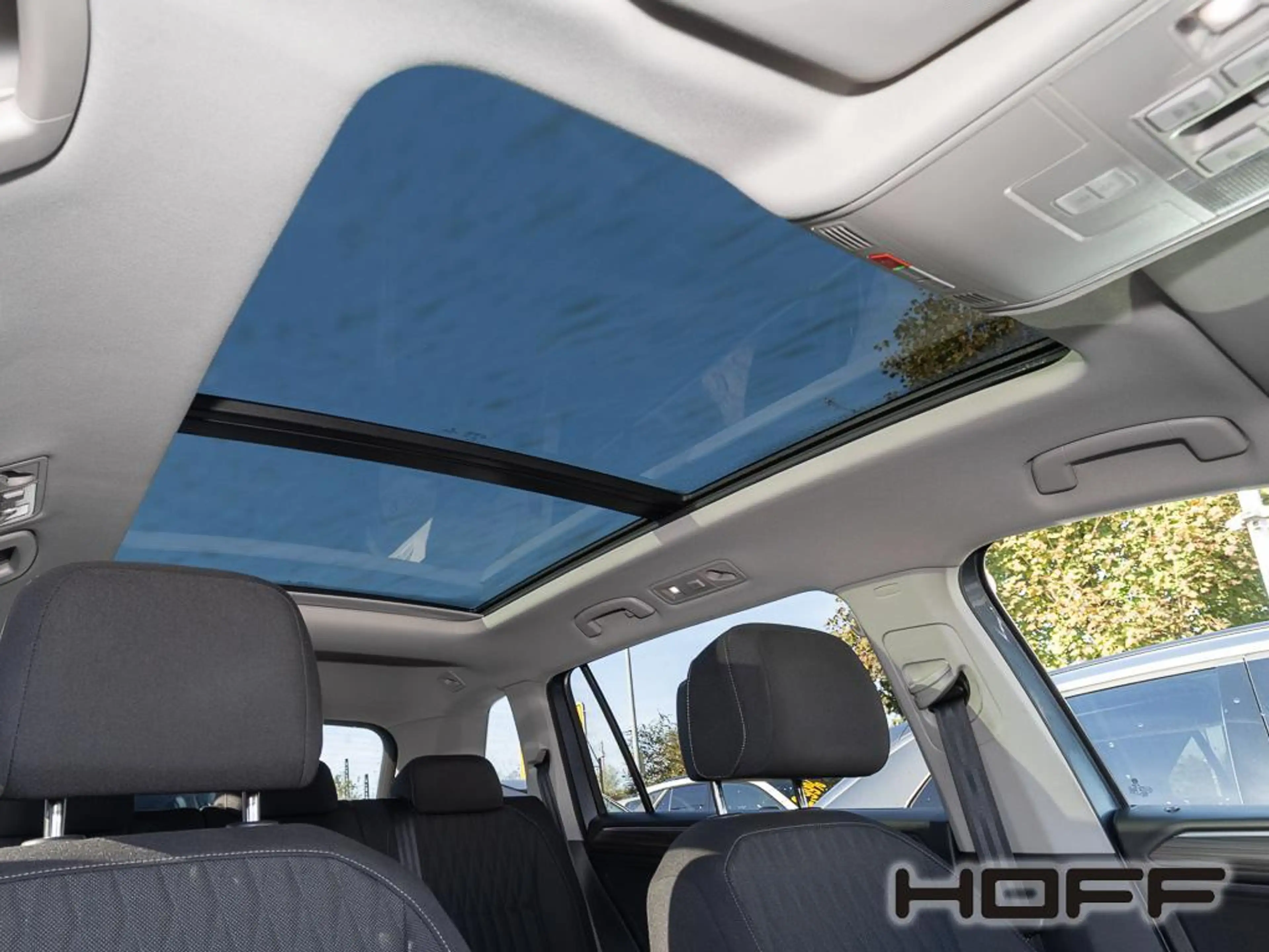 Volkswagen Tiguan Allspace 2.0 TDI DSG Life LED Pano AHK Navi 360°Kamera H&K — photo 13