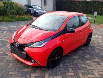 Aygo 1.0i VVT-i x-clusiv