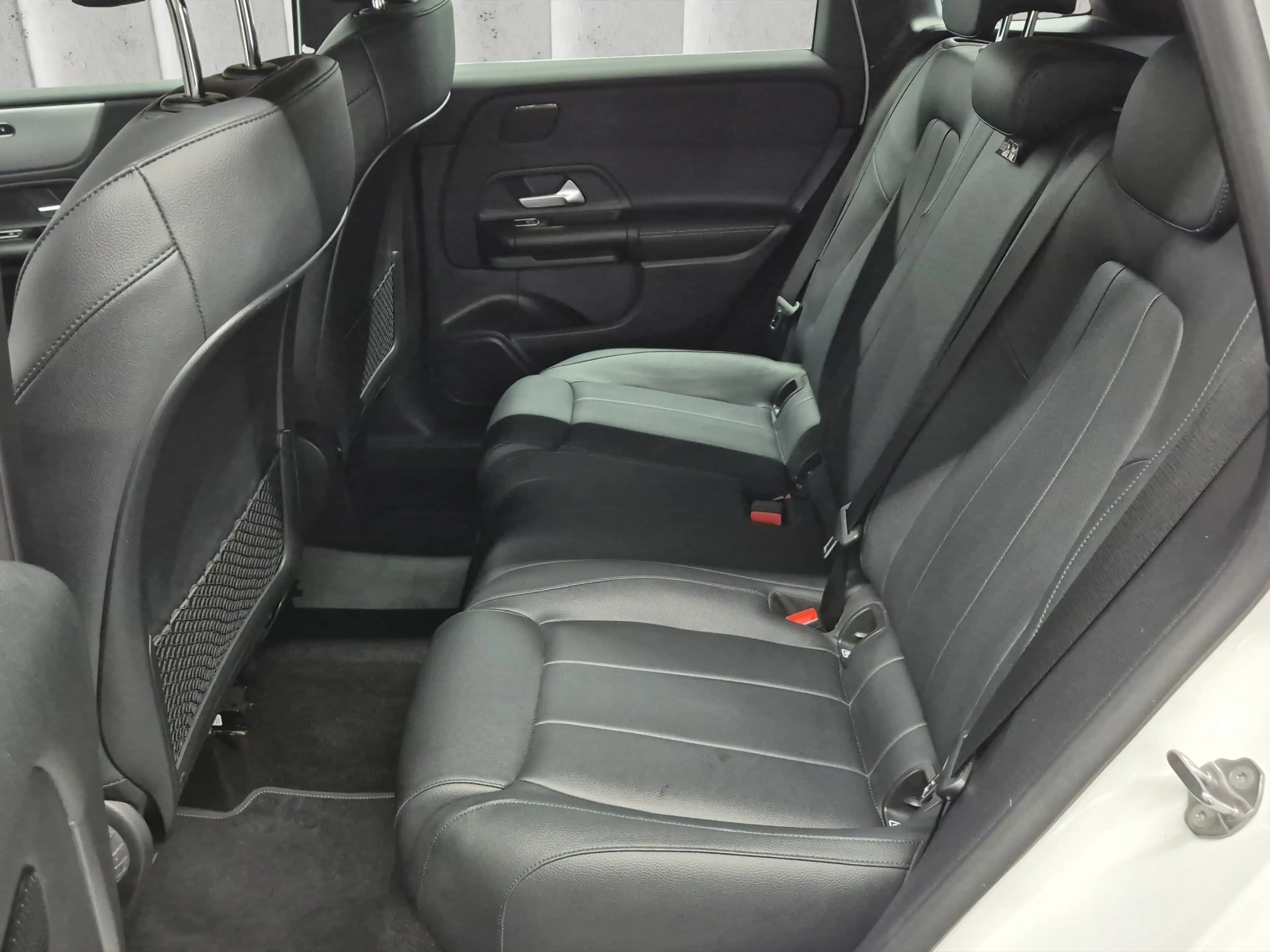 Mercedes-Benz B 250 e Style (EURO 6d) — photo 11