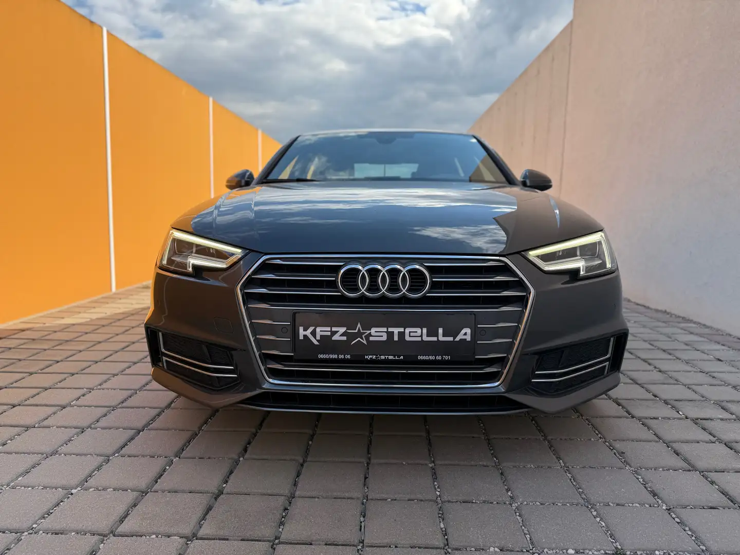 Audi A4 Limousine S-Line Sport Plus/S-Tronic/LED/VirtualCo Grau - 2