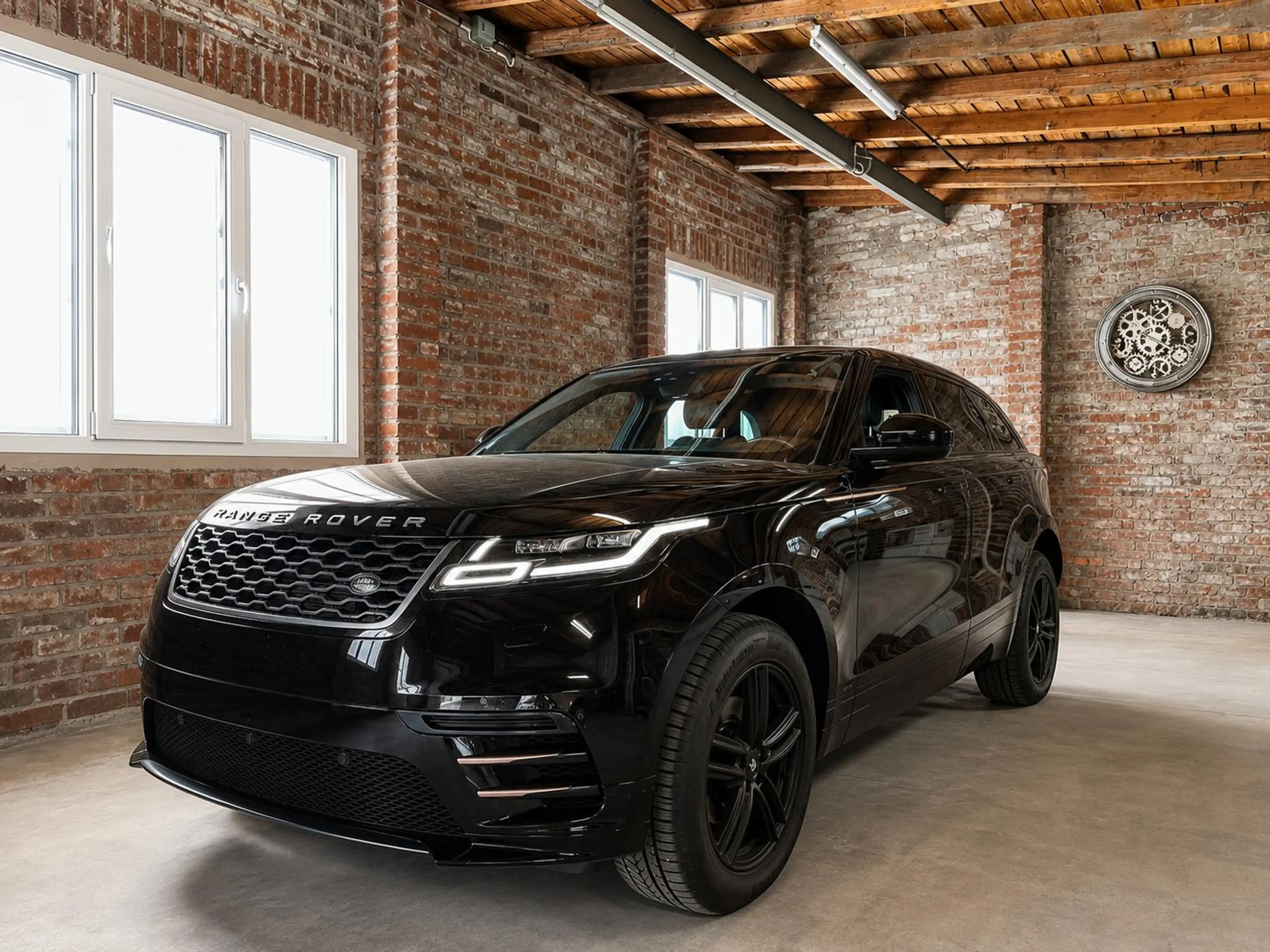 Land Rover Range Rover Velar Range Rover Velar Diesel 2.0d R-Dynamic SE — photo 2