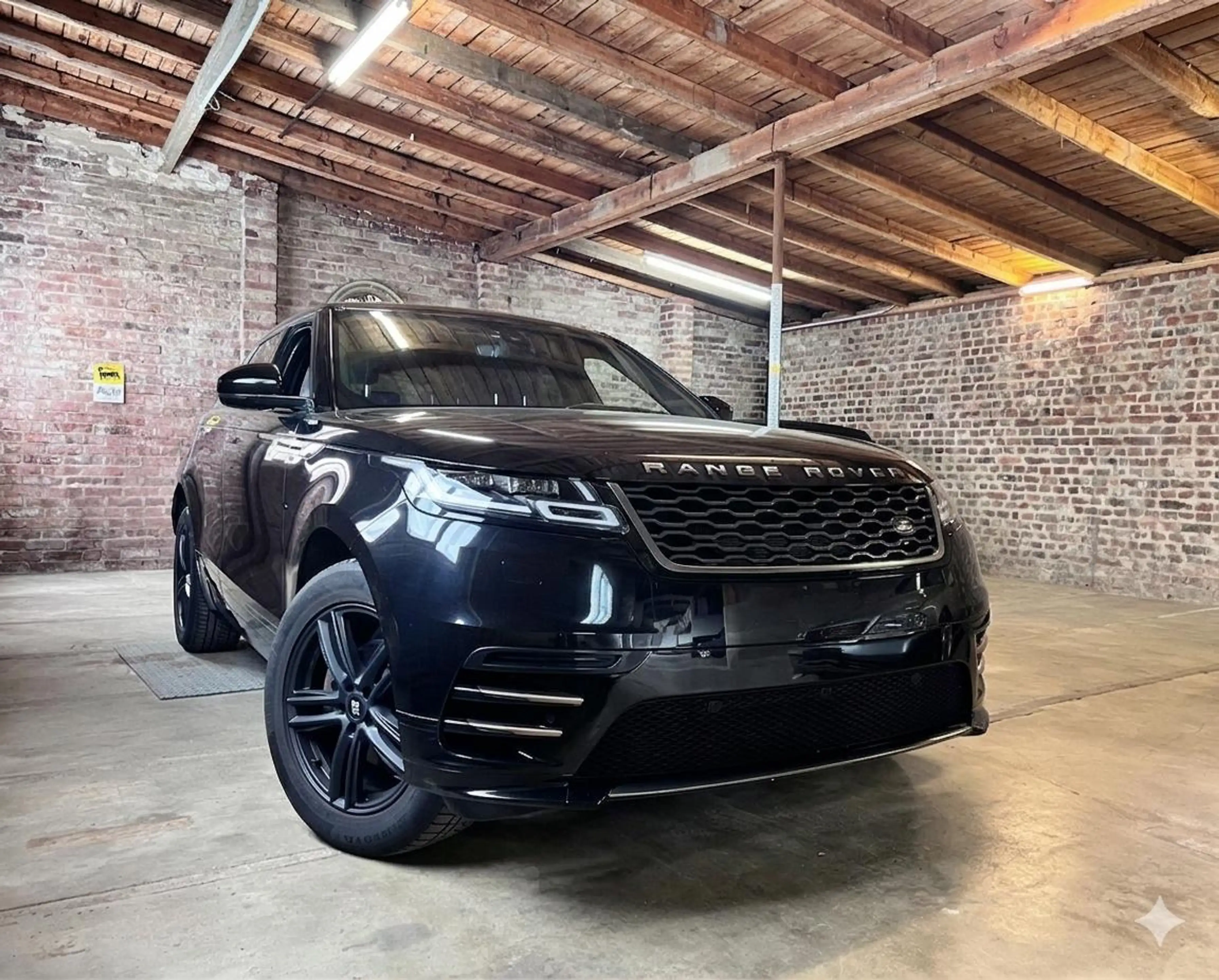 Land Rover Range Rover Velar Range Rover Velar Diesel 2.0d R-Dynamic SE
