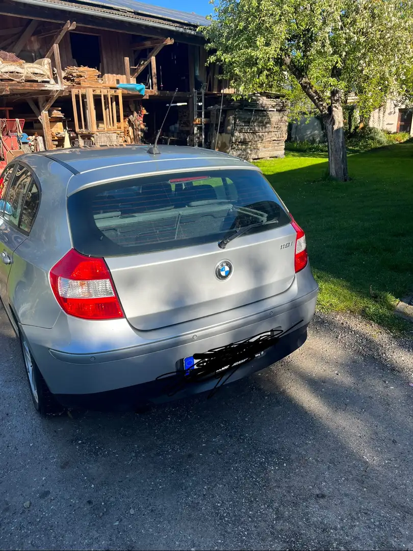 BMW 118 118i Сірий - 2