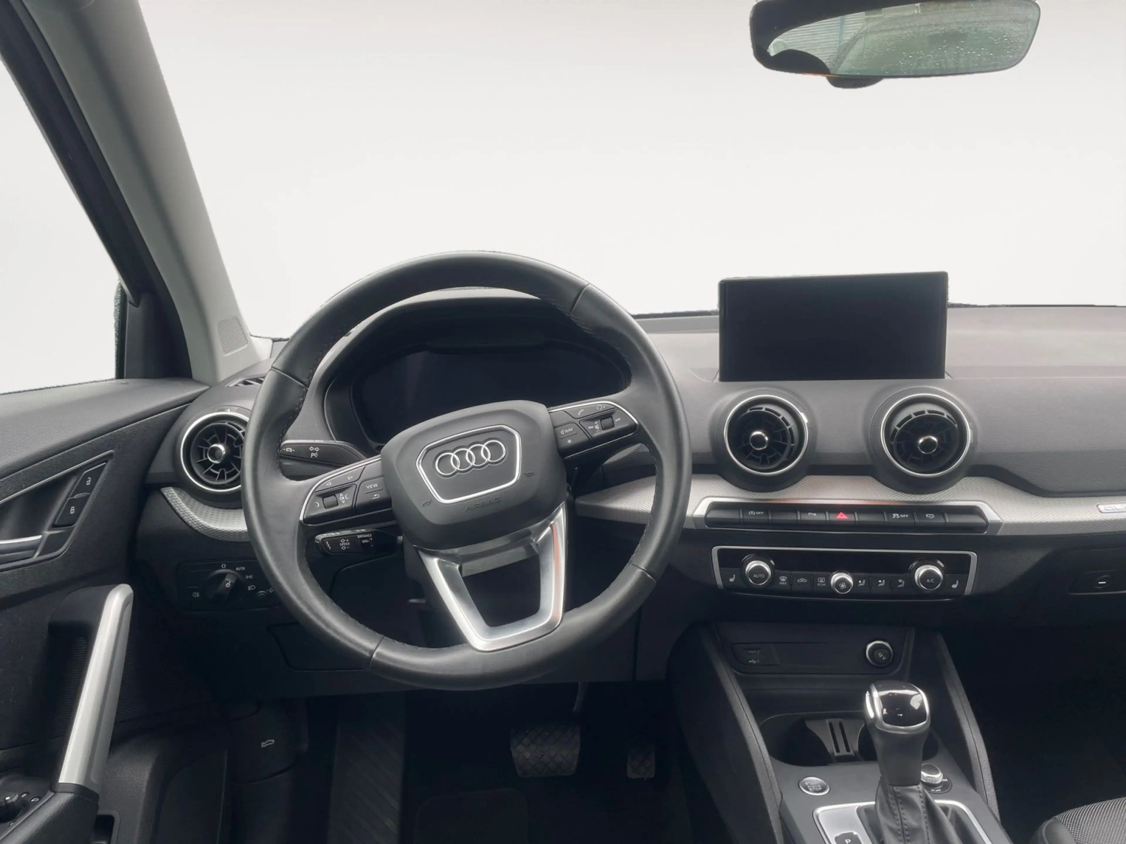 Audi Q2 40 TFSI qu. S-tronic advanced *AHK*LED*Navi* — photo 13