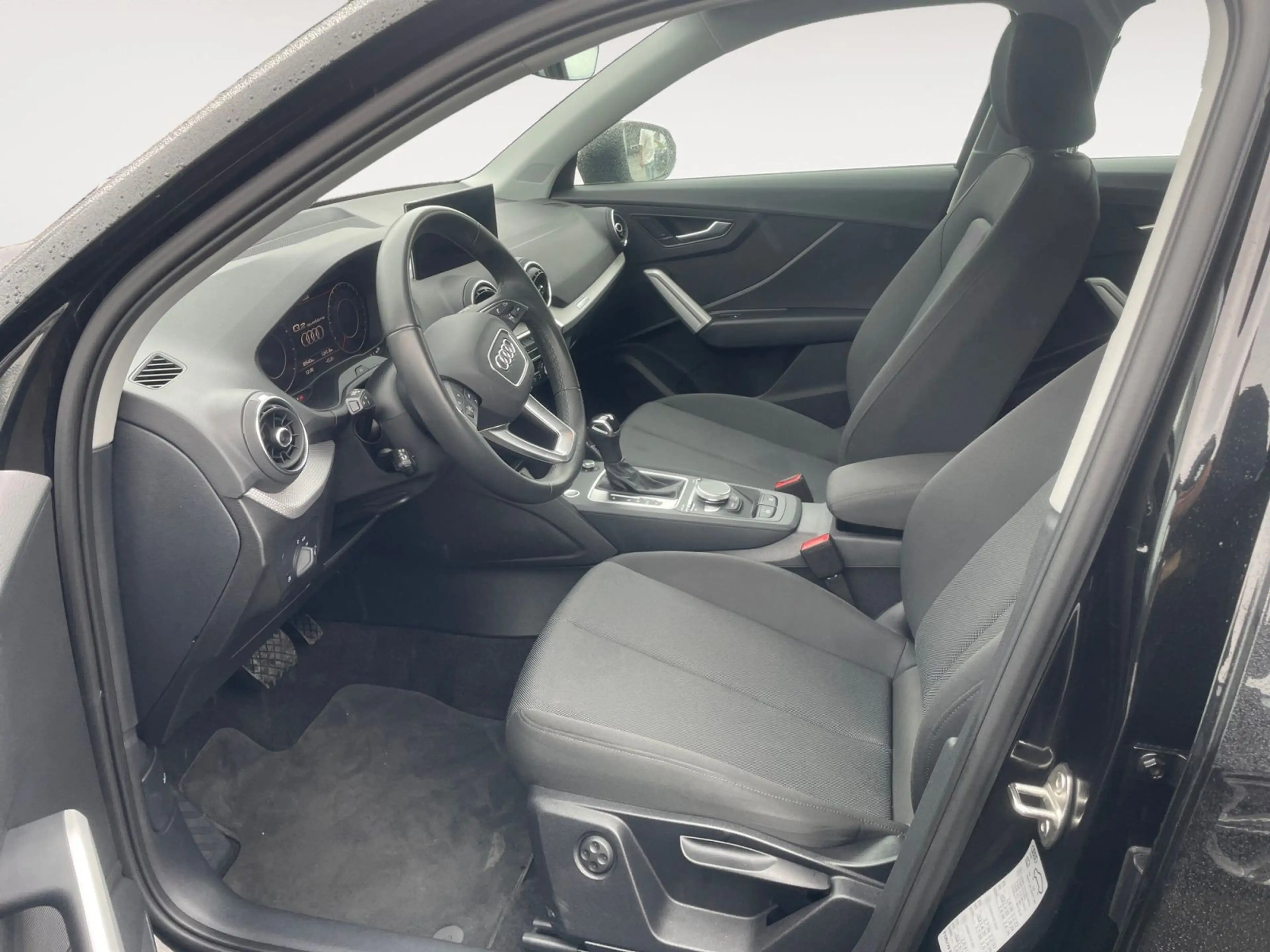 Audi Q2 40 TFSI qu. S-tronic advanced *AHK*LED*Navi* — photo 10
