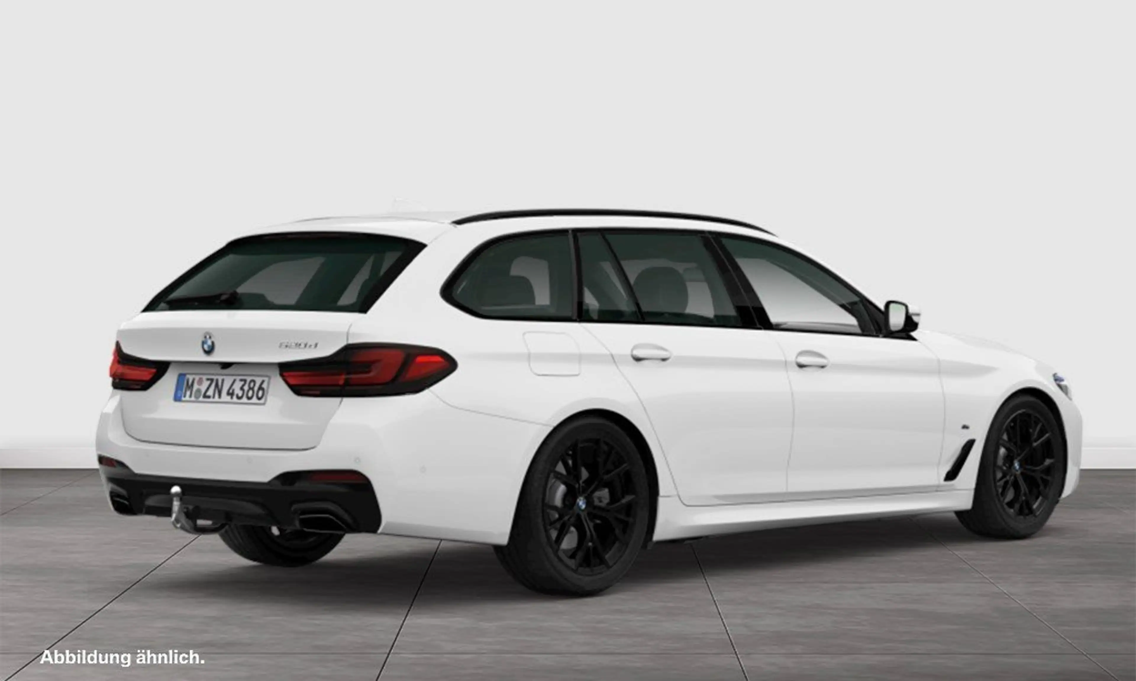 BMW 520 d Touring M Sport HUD PANO AHK RFK NAVI DAB — photo 2