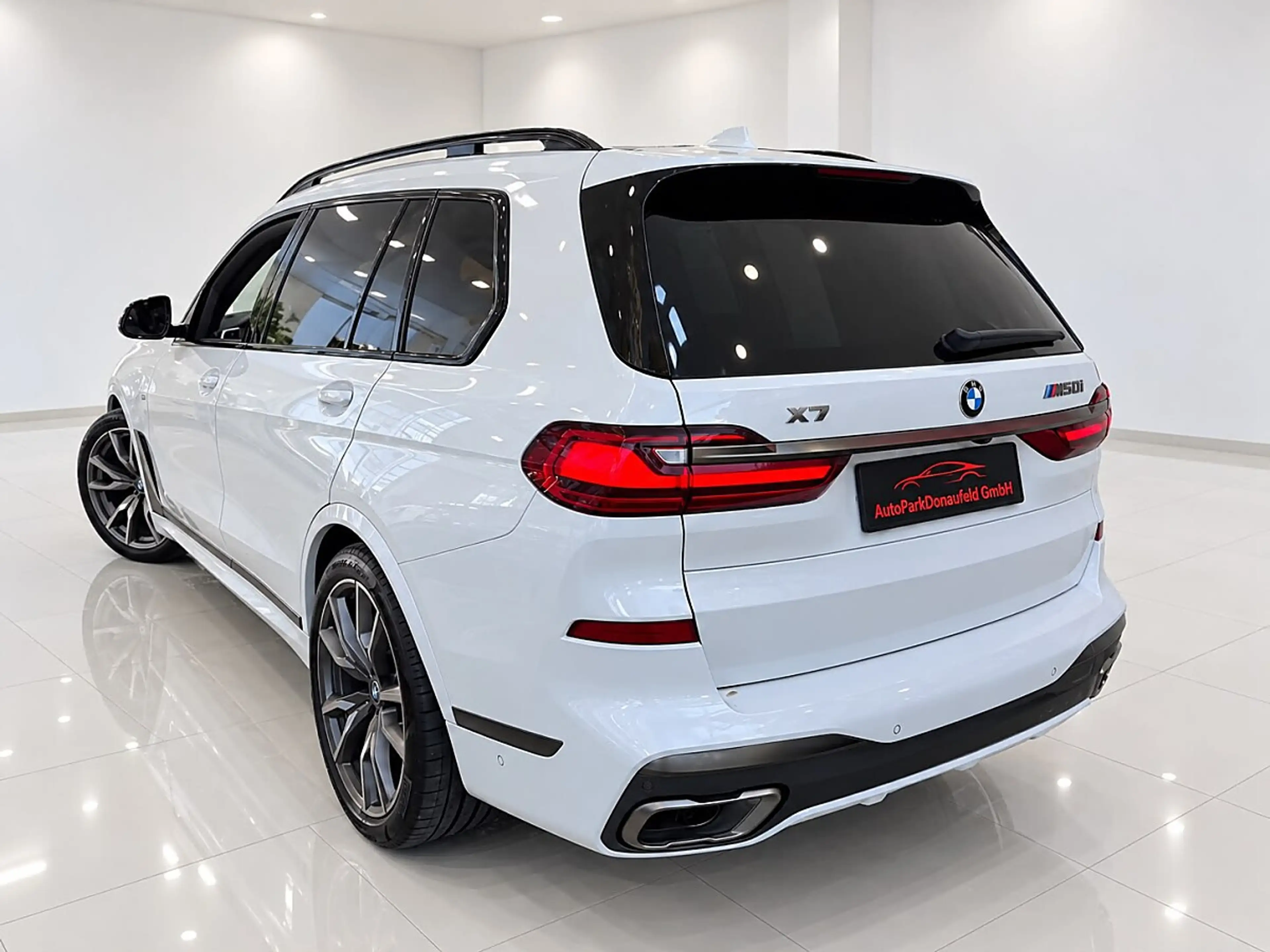 BMW X7 M 50i Aut.-Mwst-Ausweisbar-7-Sitzer-Gepflegt-1-Be... — photo 6