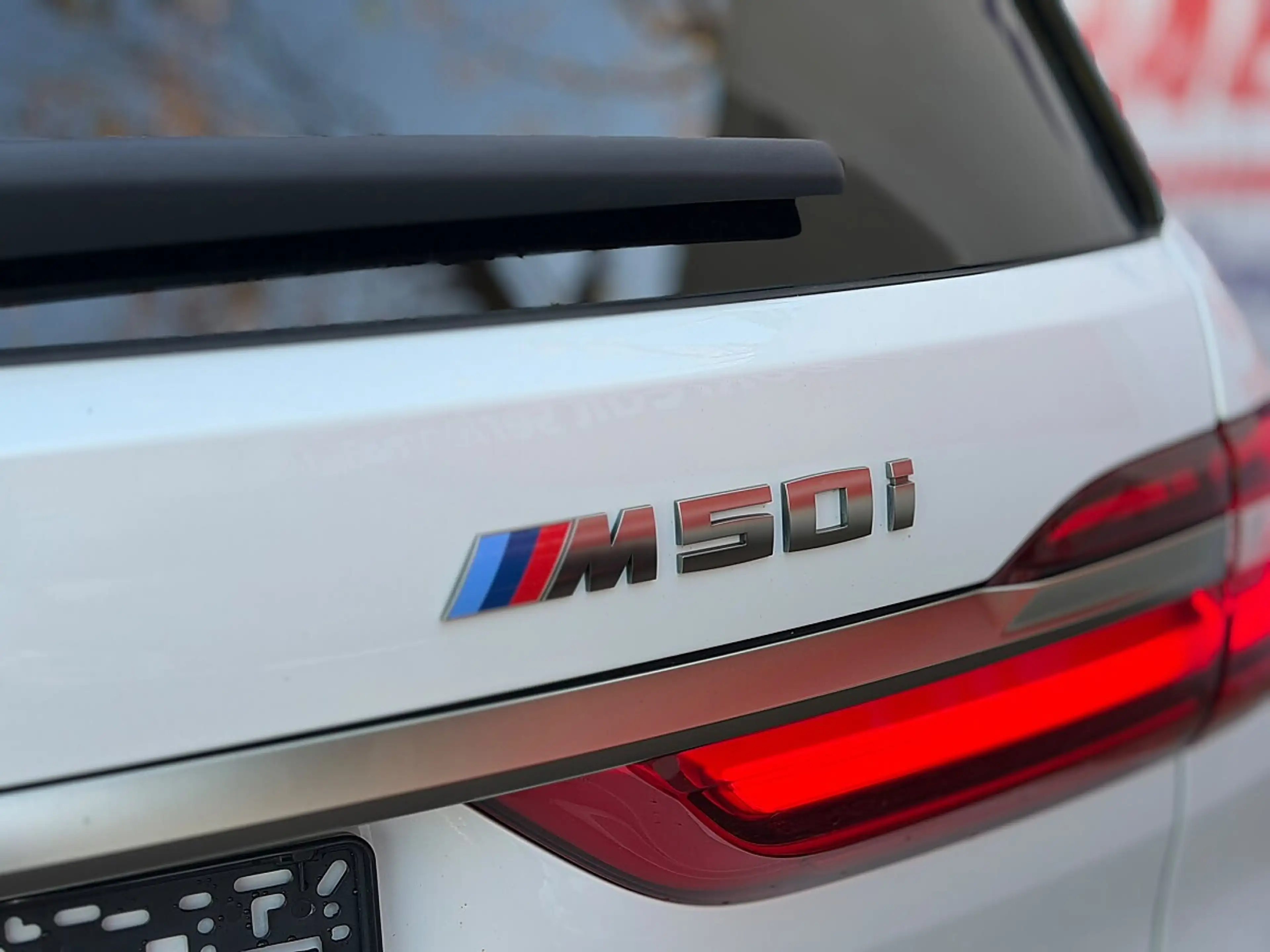 BMW X7 M 50i Aut.-Mwst-Ausweisbar-7-Sitzer-Gepflegt-1-Be... — photo 9