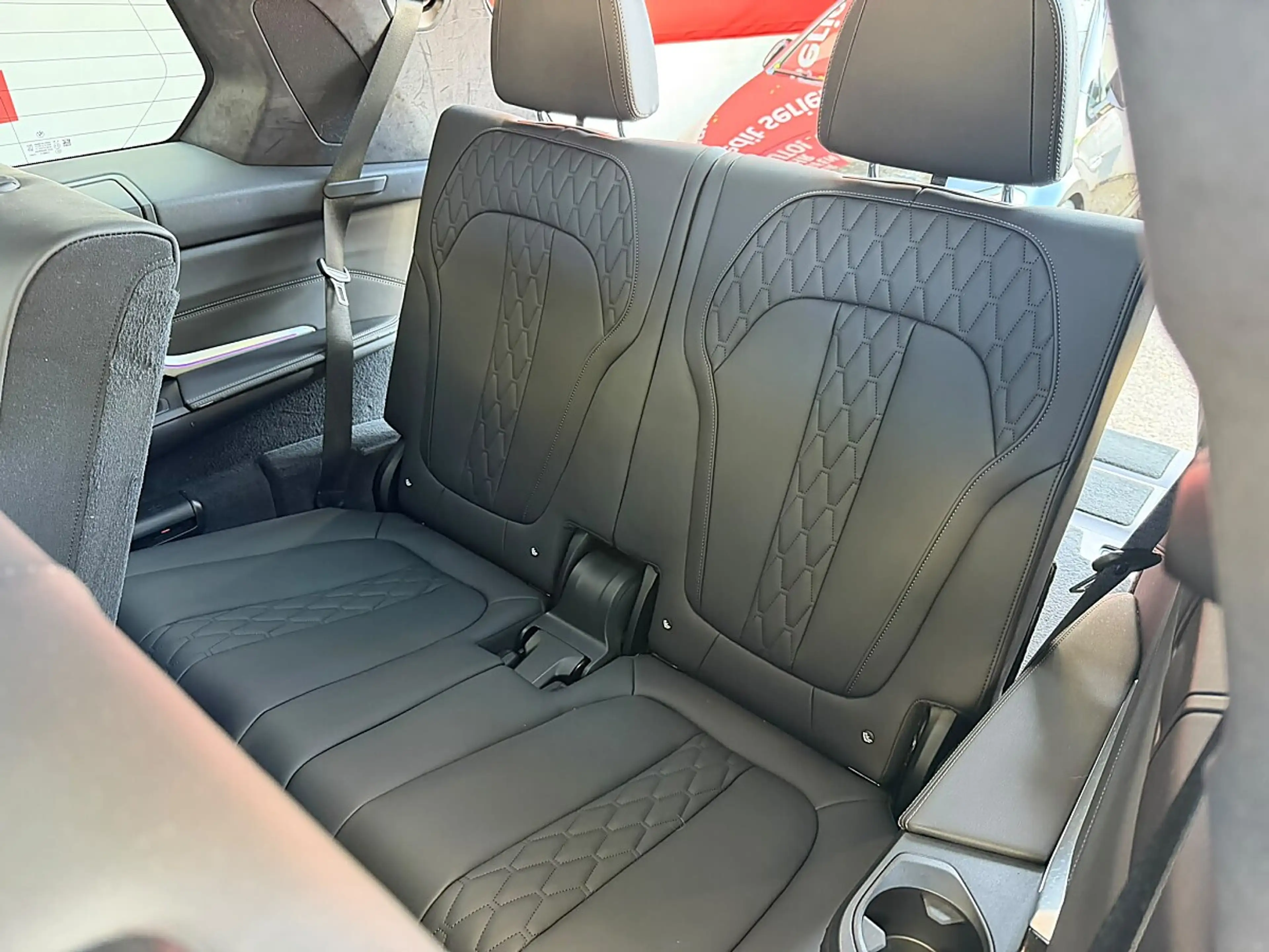 BMW X7 M 50i Aut.-Mwst-Ausweisbar-7-Sitzer-Gepflegt-1-Be... — photo 14