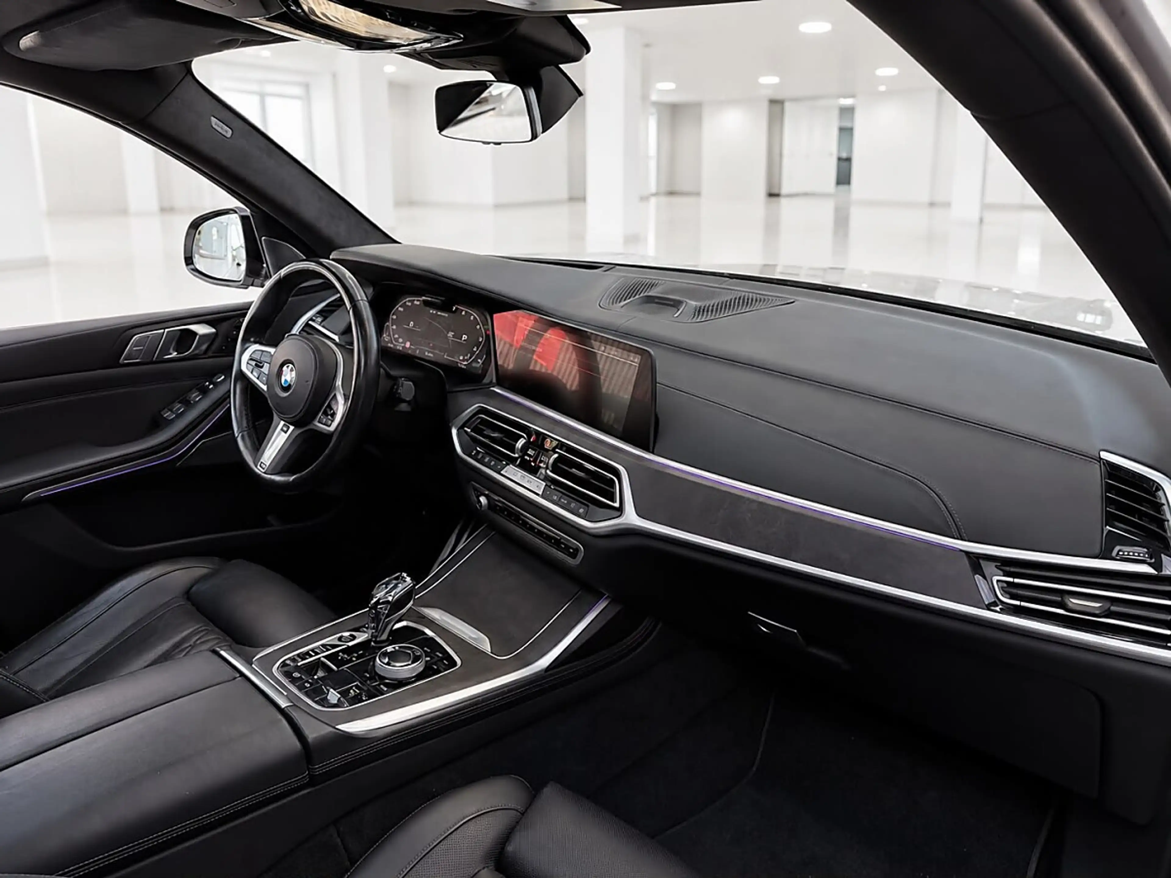 BMW X7 M 50i Aut.-Mwst-Ausweisbar-7-Sitzer-Gepflegt-1-Be... — photo 11