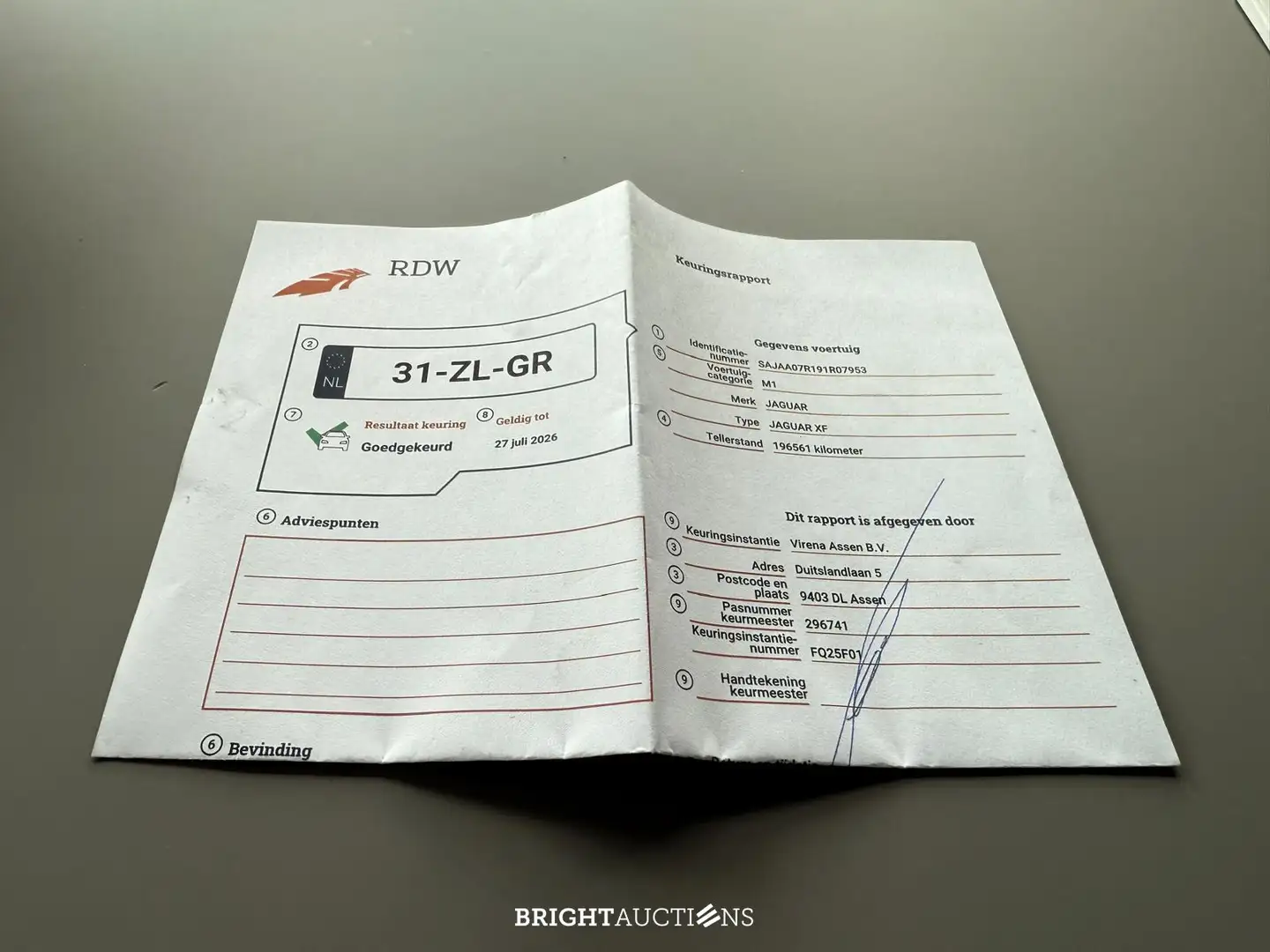 Jaguar XF 4.2 V8 SV8 Supercharged Grijs - 2