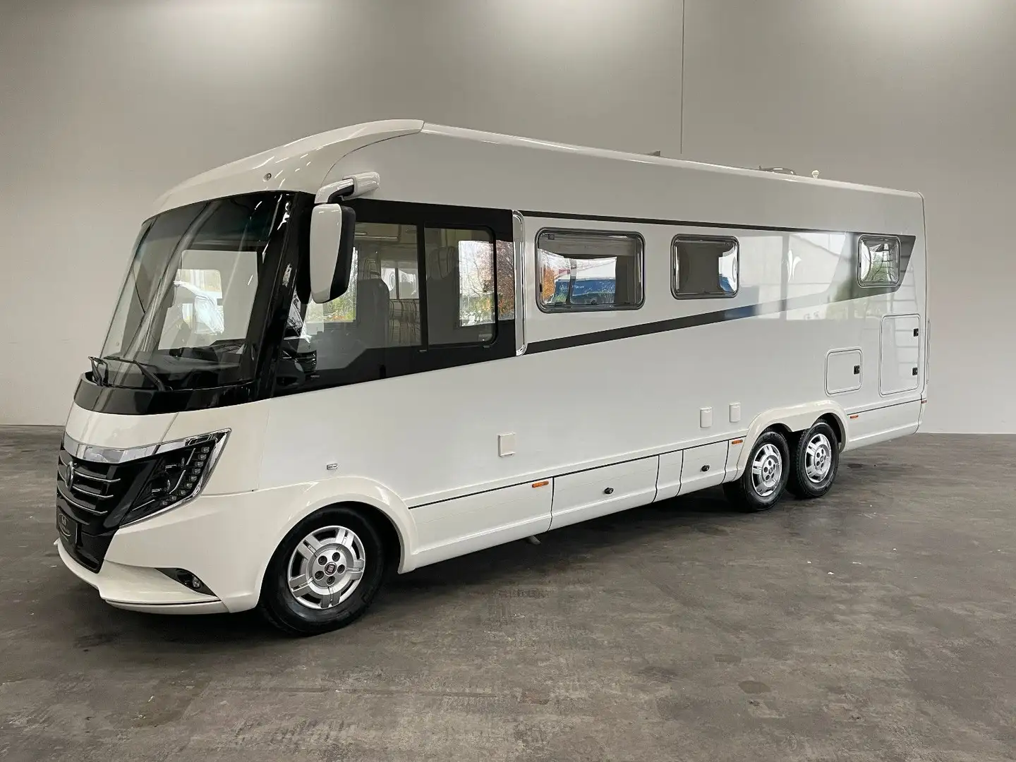 Sonstige Marken Arto 79LE*Hub/Alde/Klima/Solar/AHK/Sat/Markise* Weiß - 2