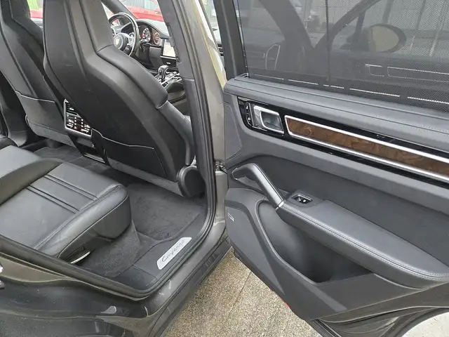 Porsche Cayenne III Aut. 21 Zoll, Panoramadach, Servicegepflegt... Ansicht 28
