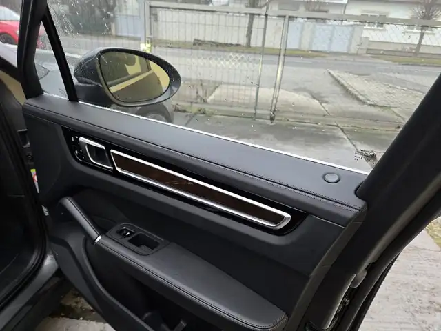 Porsche Cayenne III Aut. 21 Zoll, Panoramadach, Servicegepflegt... Ansicht 24