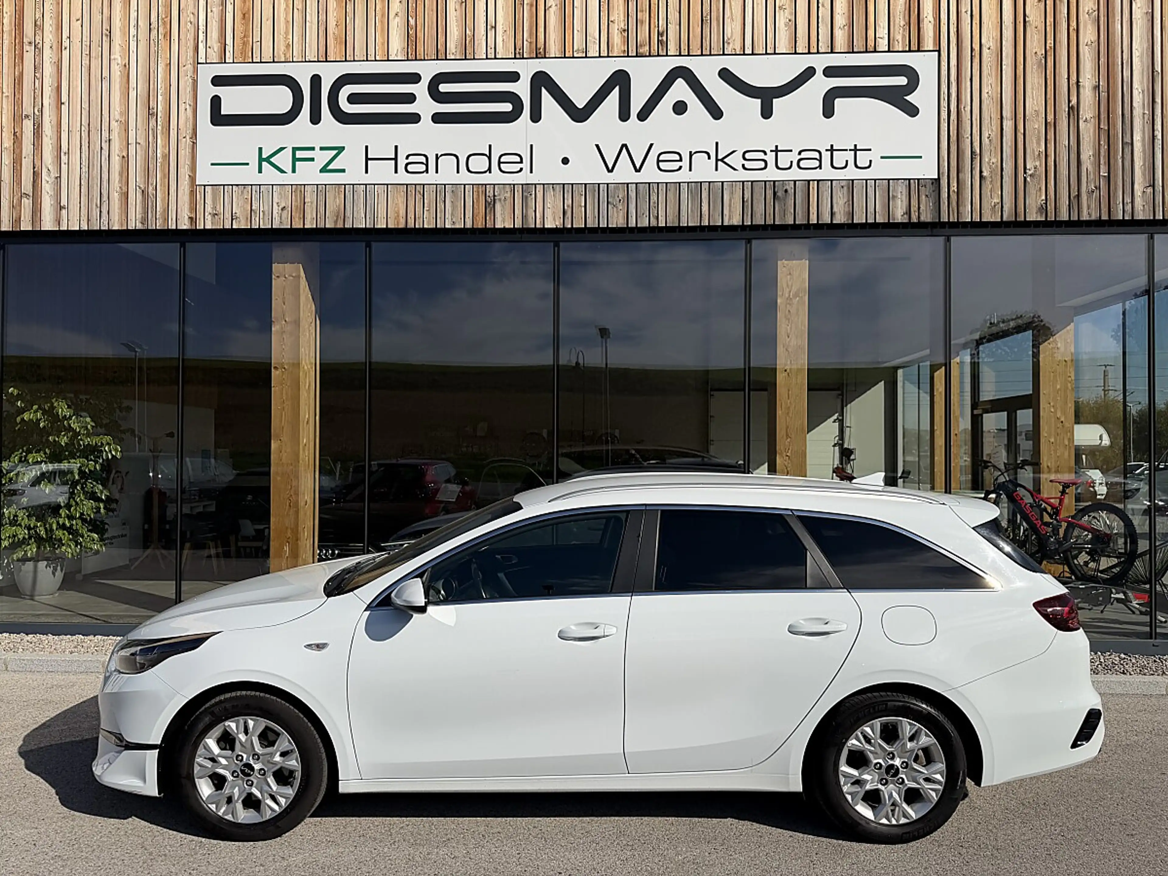 Kia Ceed SW / cee'd SW ceed SW 1,0 T-GDI GPF ISG Silber Navi Kamera Si... — photo 2