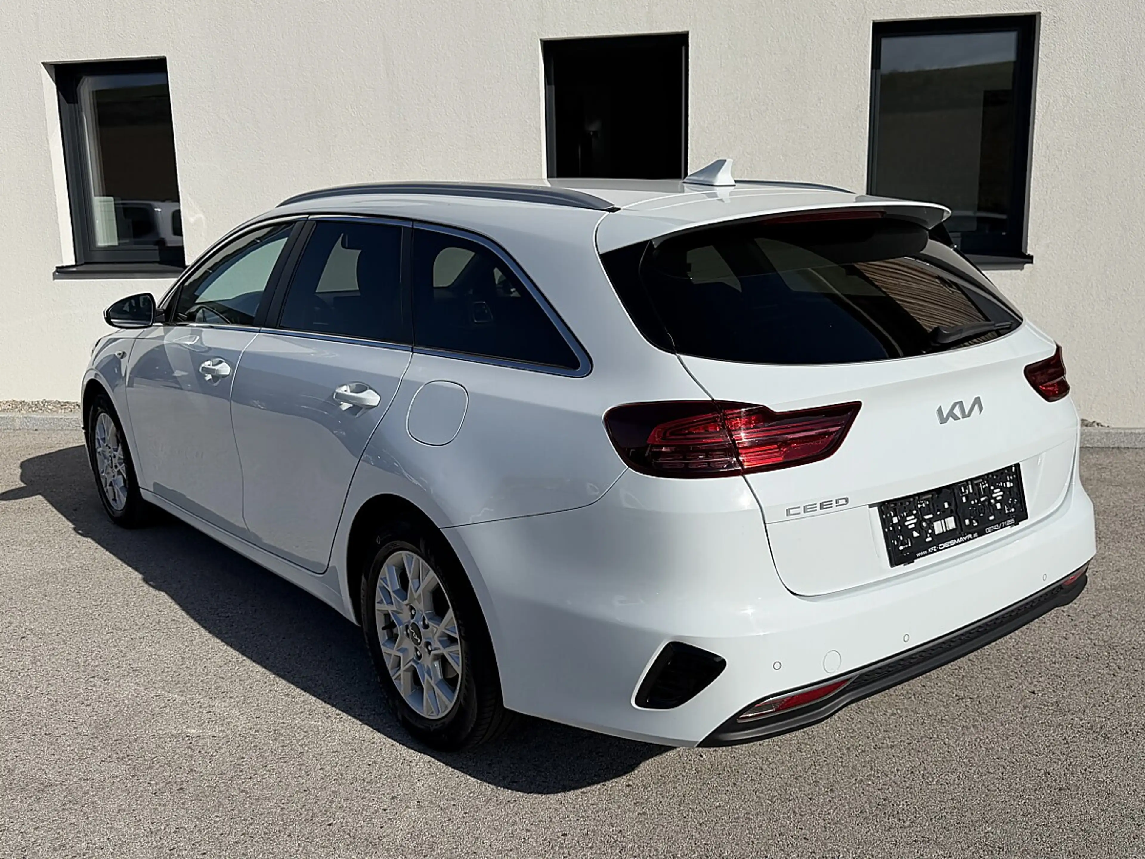 Kia Ceed SW / cee'd SW ceed SW 1,0 T-GDI GPF ISG Silber Navi Kamera Si... — photo 3