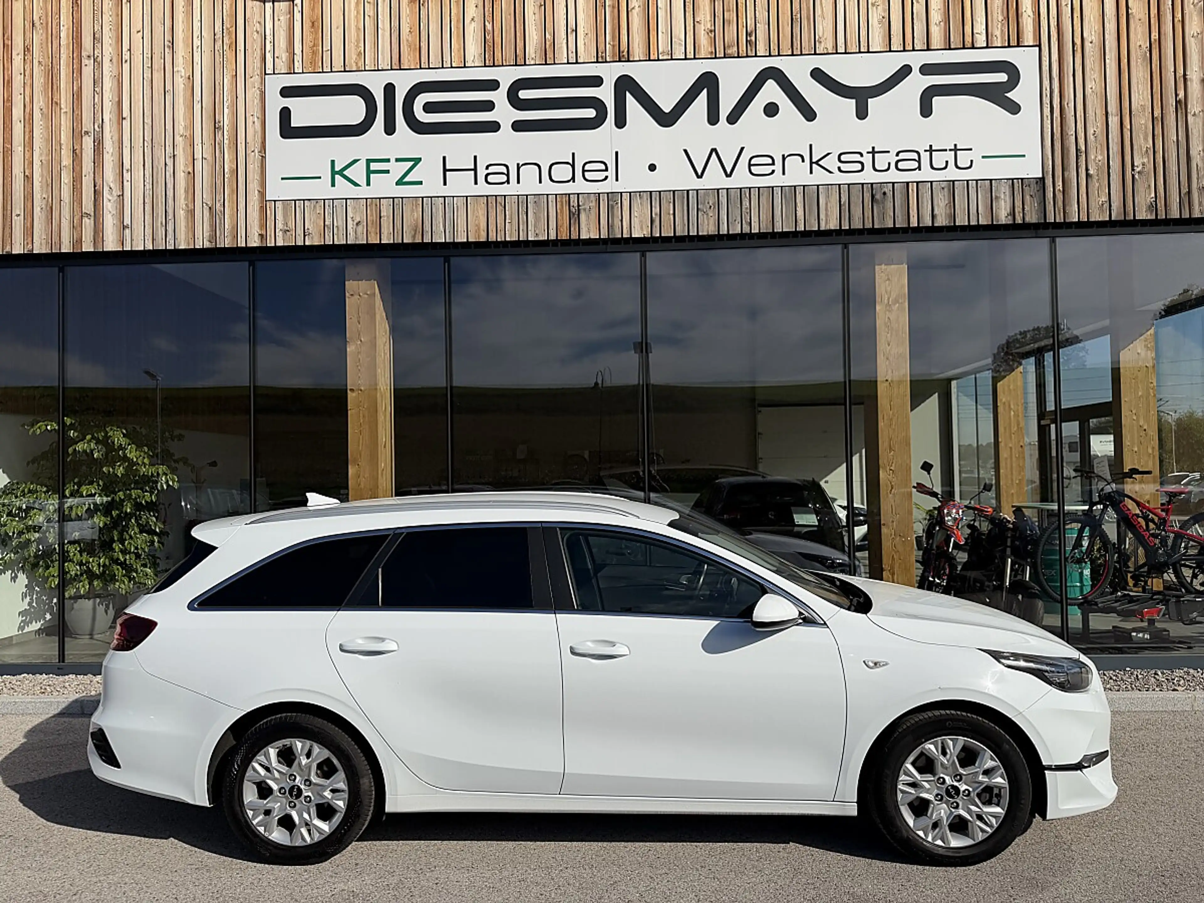 Kia Ceed SW / cee'd SW ceed SW 1,0 T-GDI GPF ISG Silber Navi Kamera Si... — photo 6
