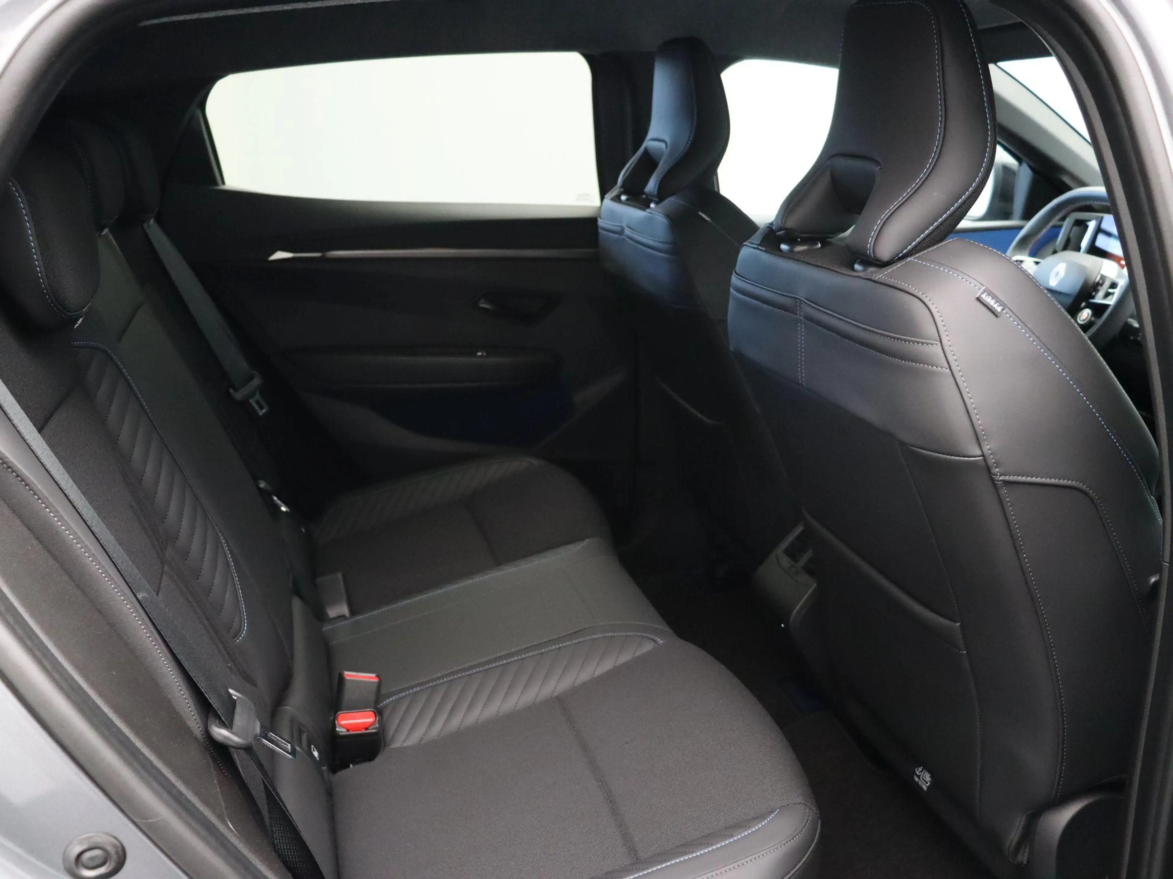Renault Megane E-Tech comfort range esprit alpine 60 kWh | 22kW lader | — photo 9