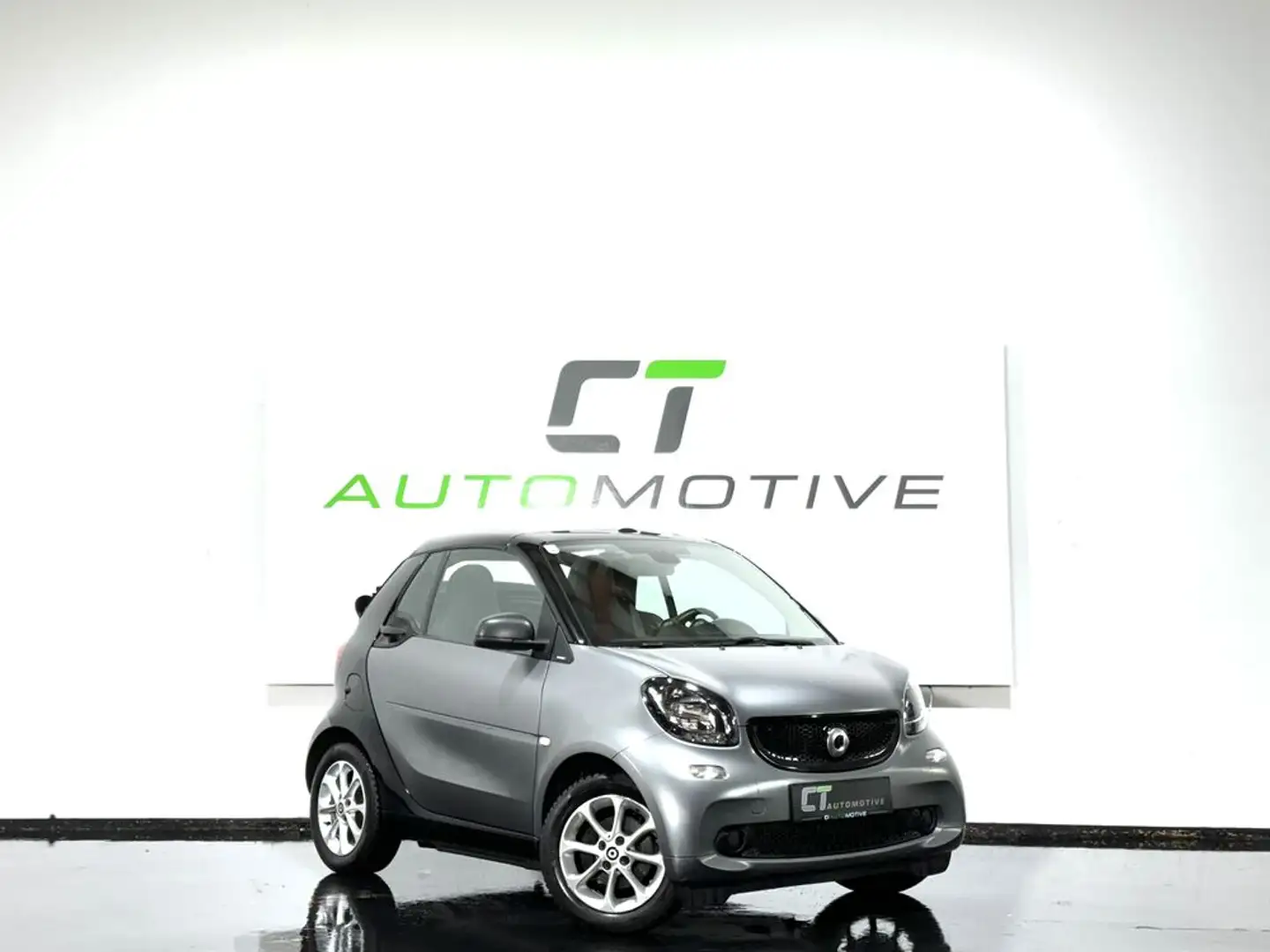 smart forTwo Smart Cabrio Prime Aut. Grau - 1