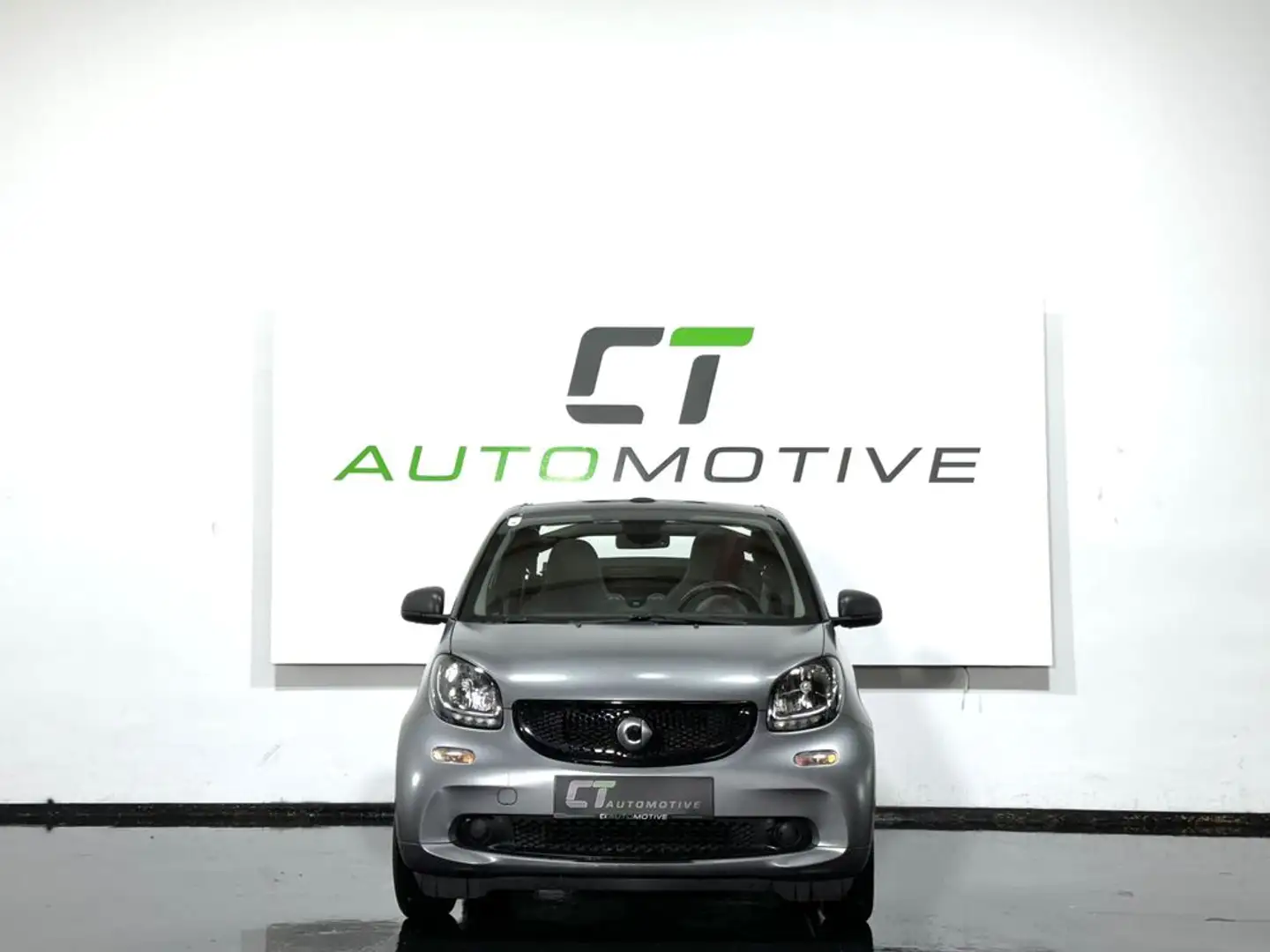 smart forTwo Smart Cabrio Prime Aut. Grau - 2
