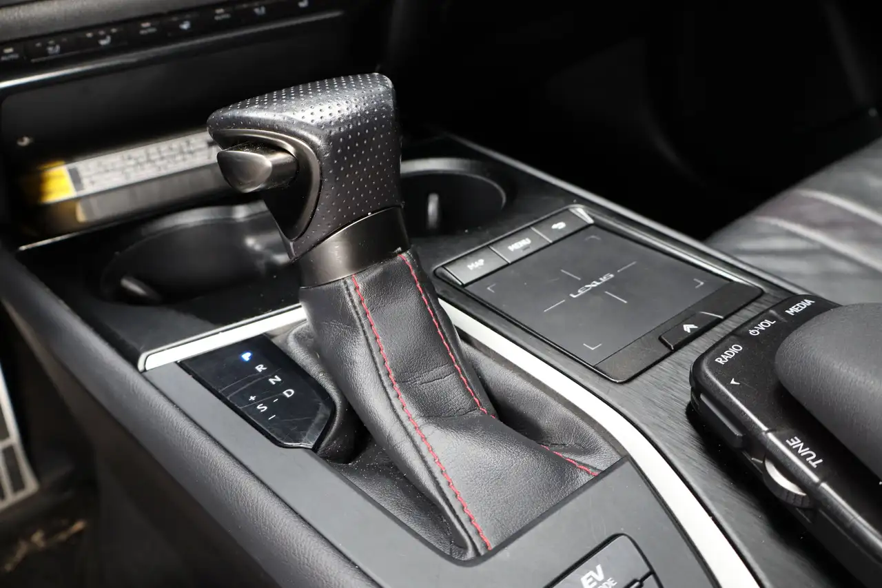 Lexus NX снимка Lexus NX