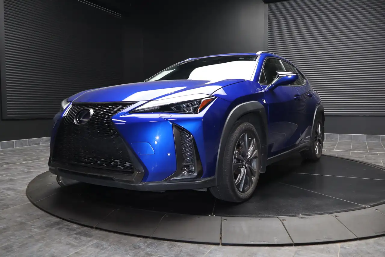 Lexus NX снимка Lexus NX
