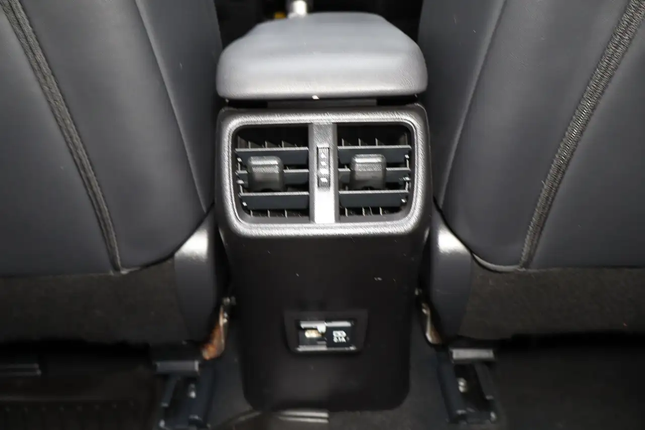 Lexus NX снимка Lexus NX