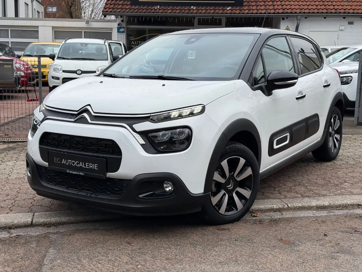 Citroen C3 Shine *Mwst.*Carplay*DAB*Temp.*Klima Weiß - 1