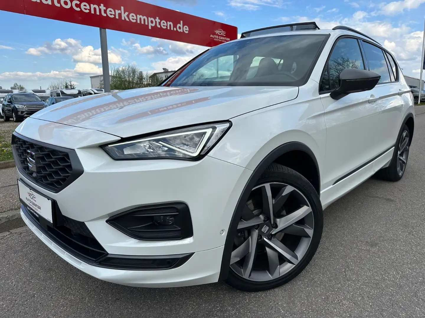 SEAT Tarraco FR 4Drive*PANO*360°KAM.*ACC*VIRTUAL Weiß - 1