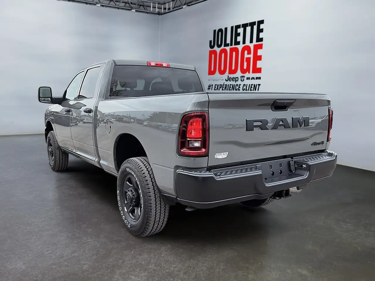 RAM 2500 снимка RAM 2500