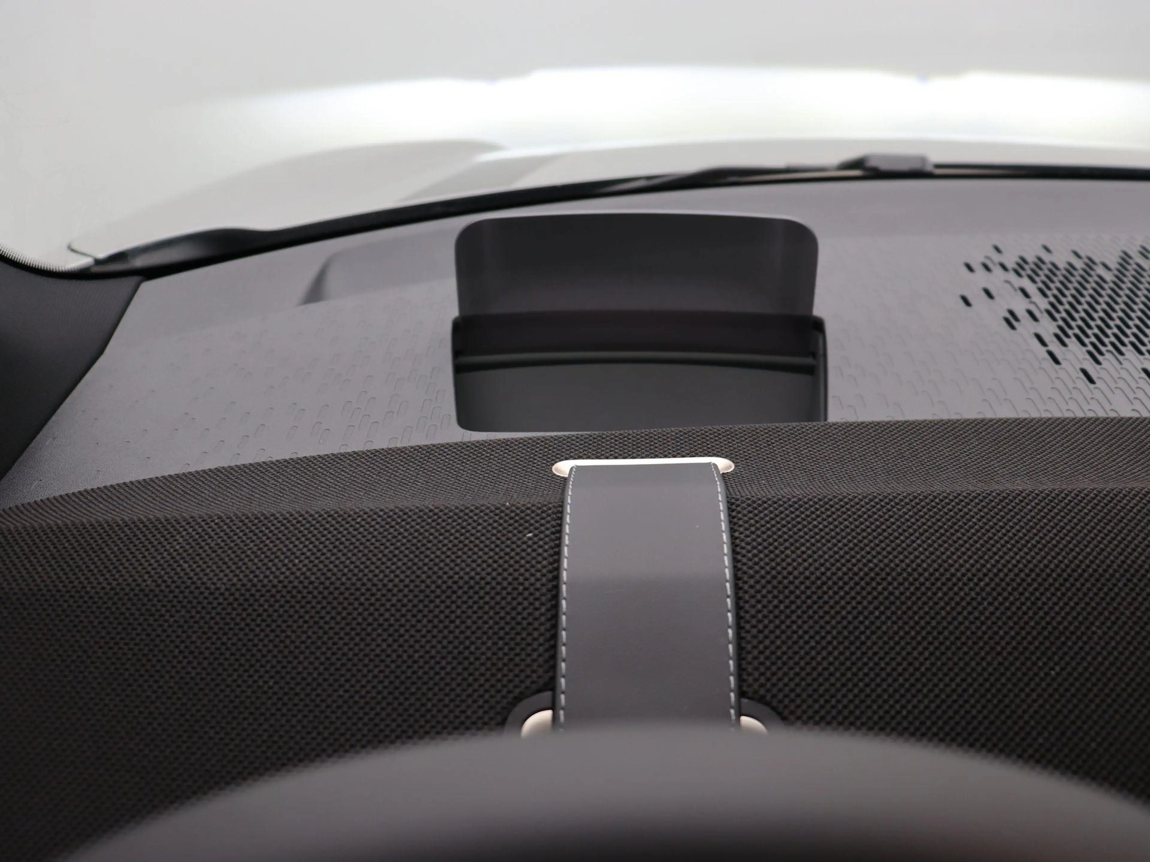 MINI Aceman E John Cooper Works + M Pakket — photo 11