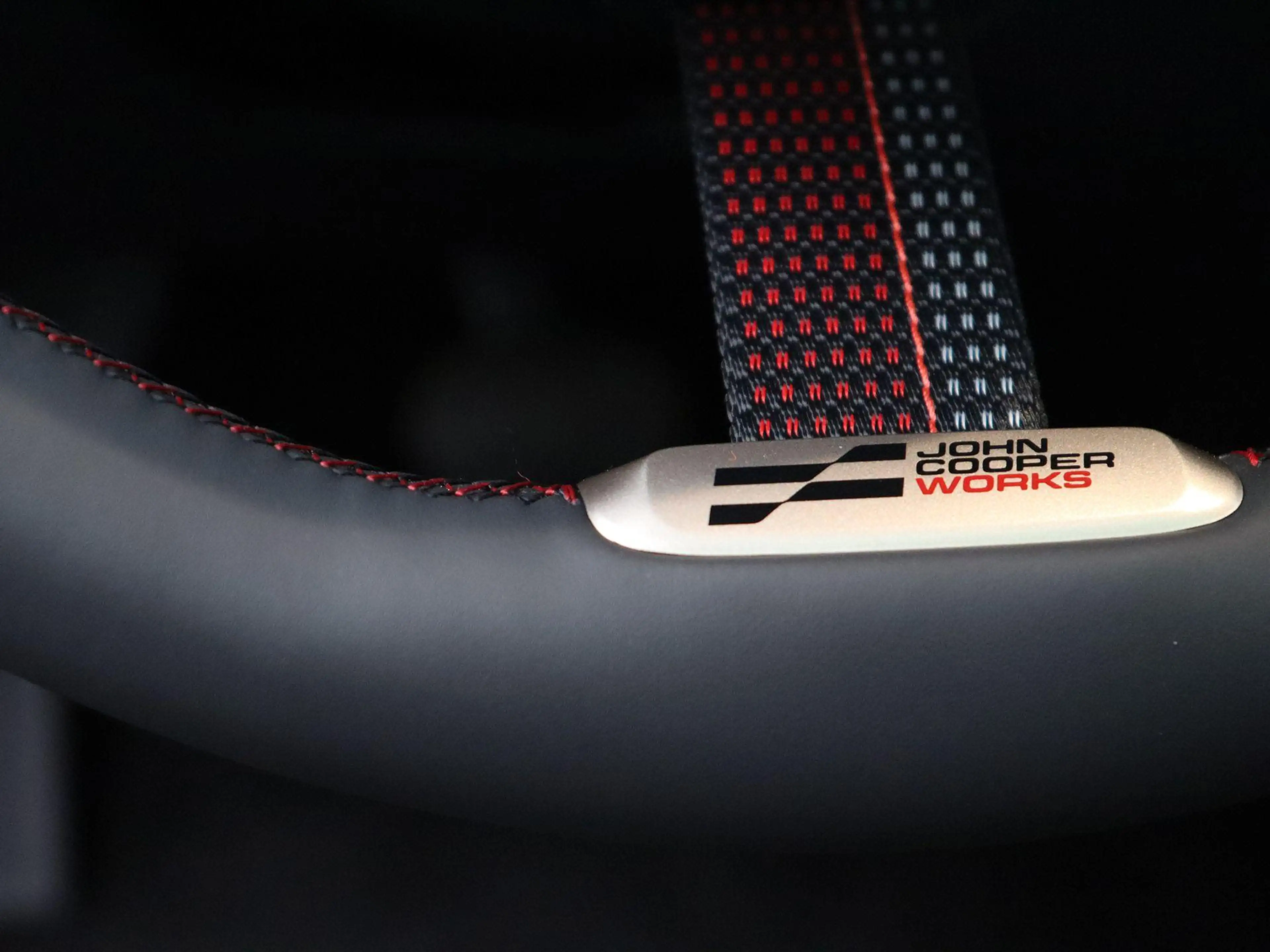 MINI Aceman E John Cooper Works + M Pakket — photo 15